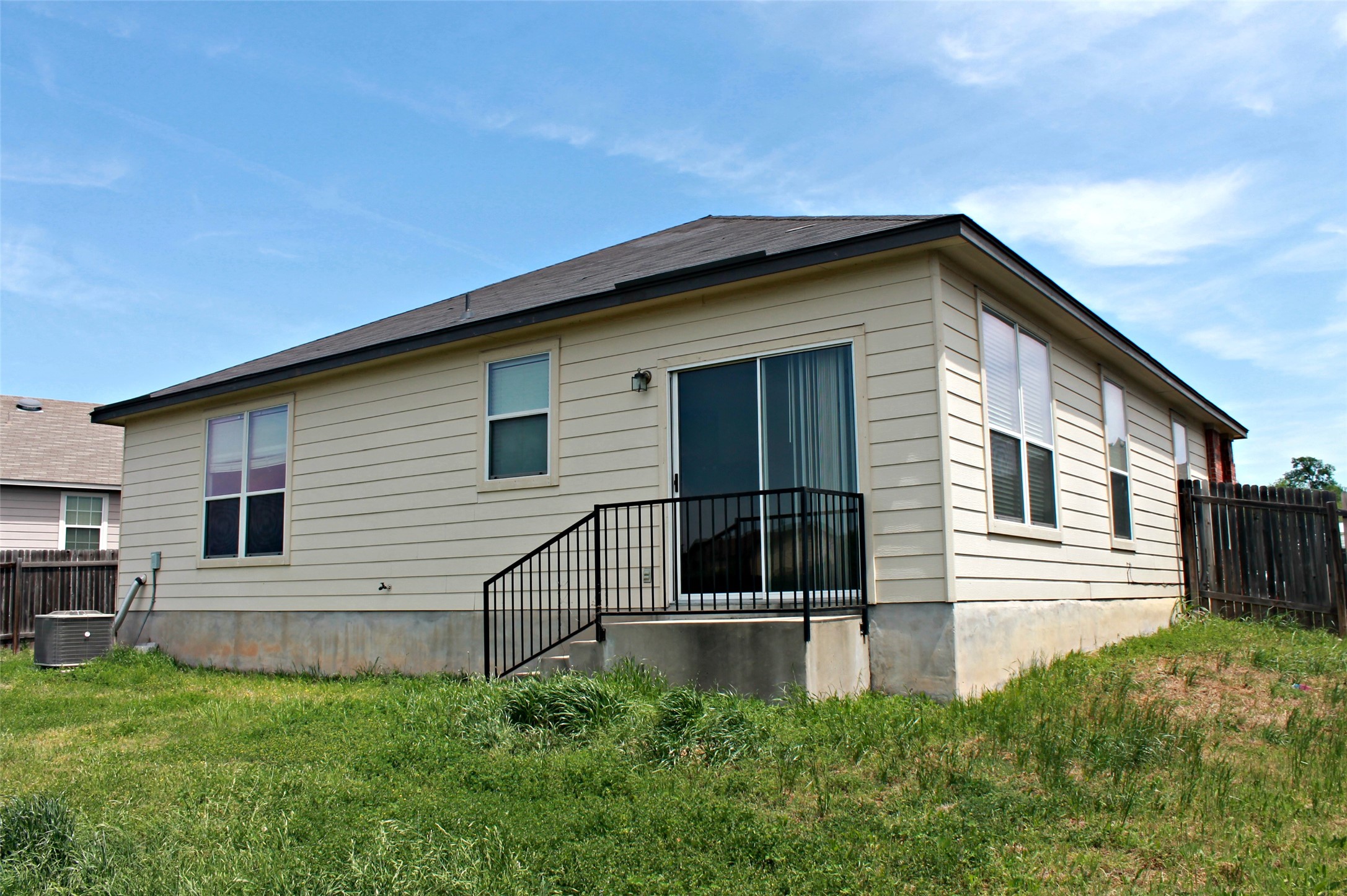 main property photo 19