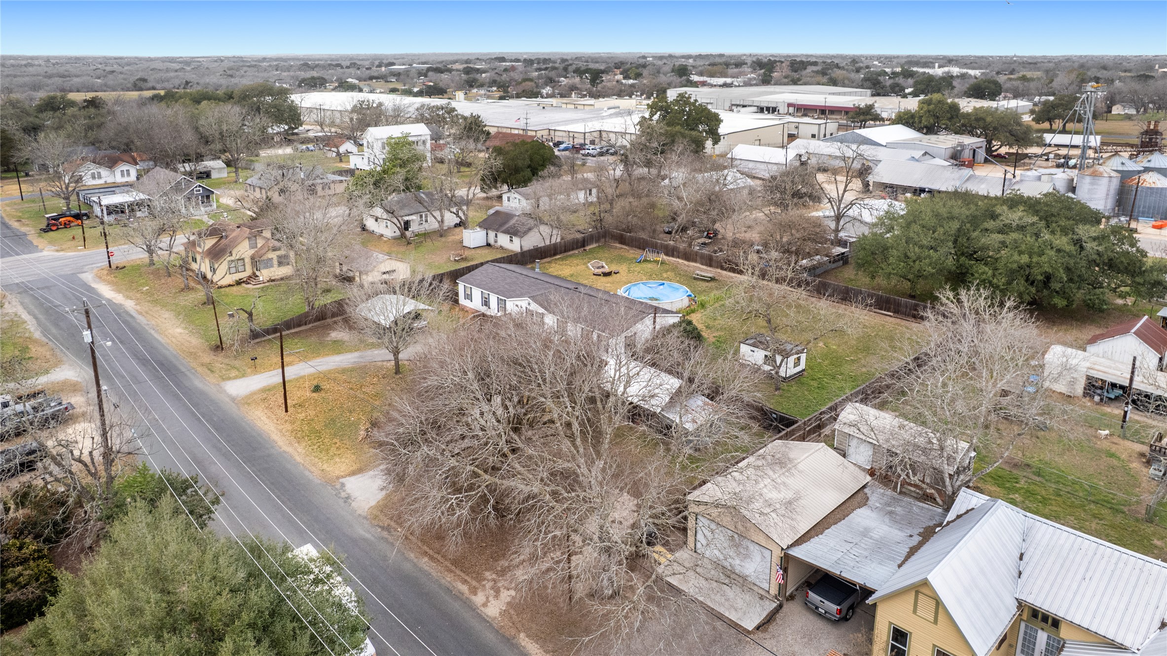 main property photo 24