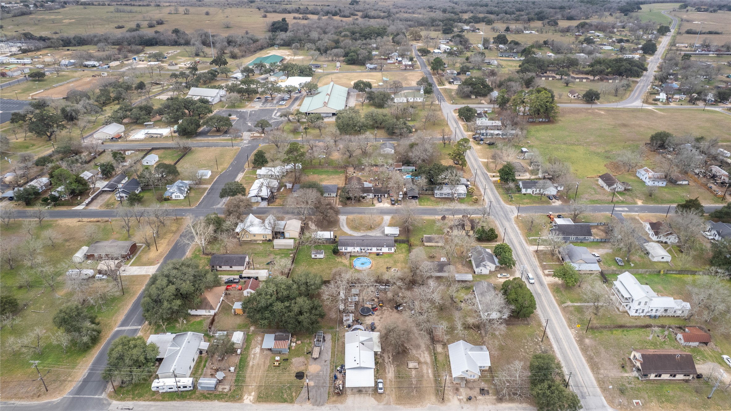 main property photo 25