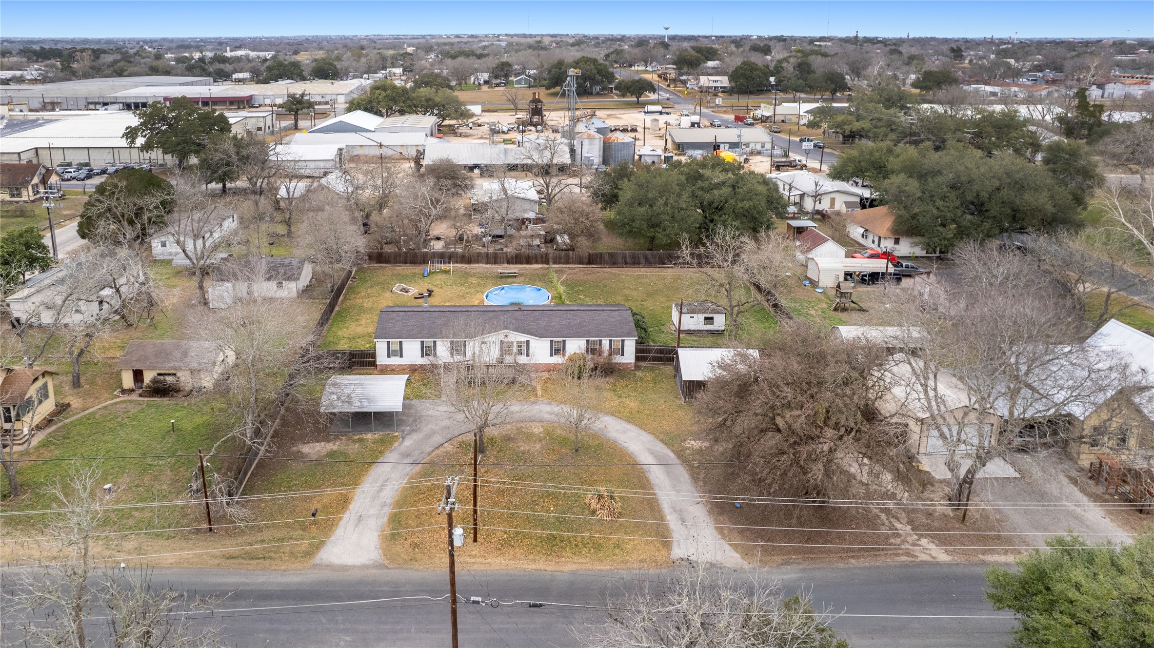 main property photo 29