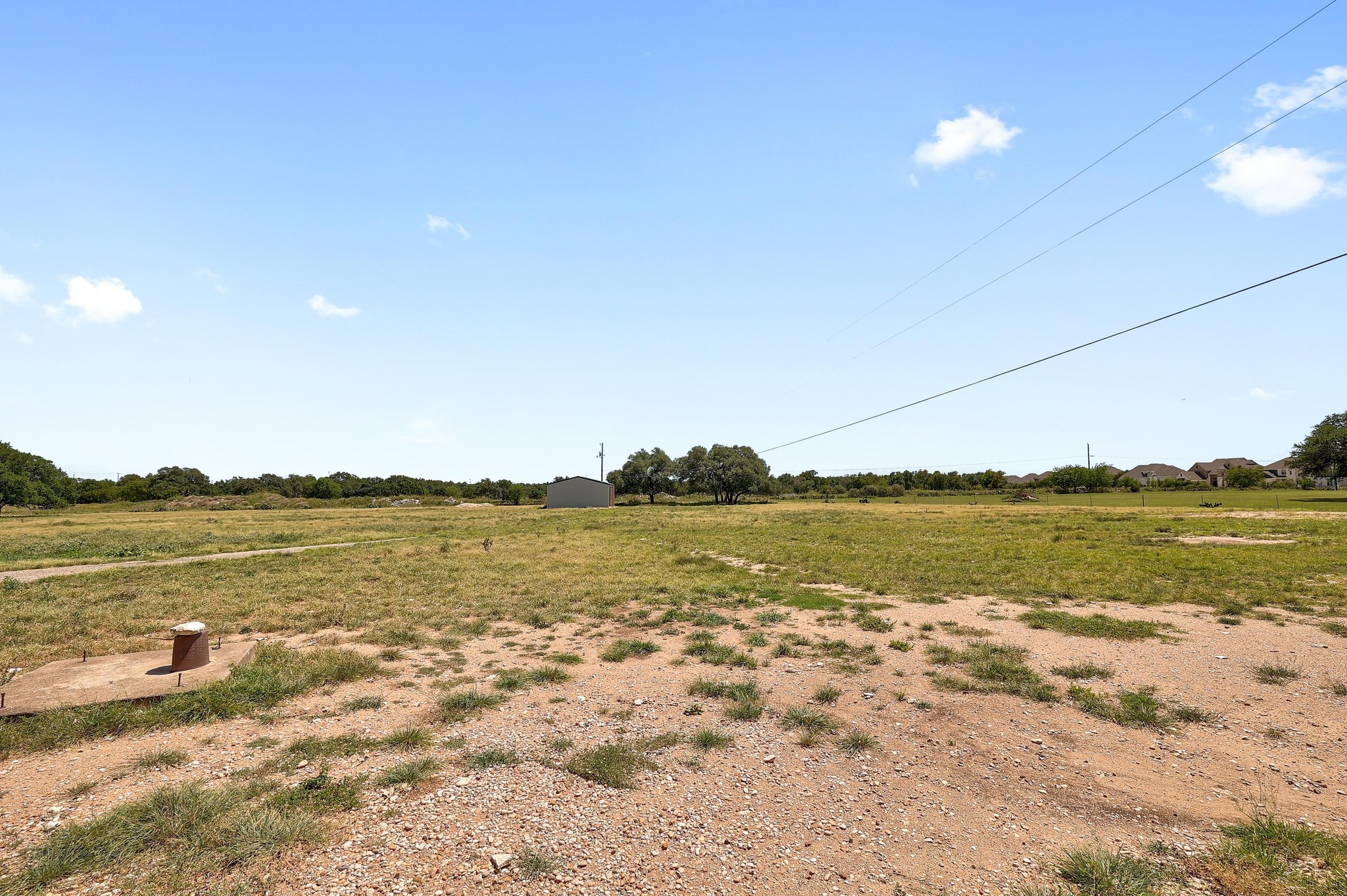 main property photo 35