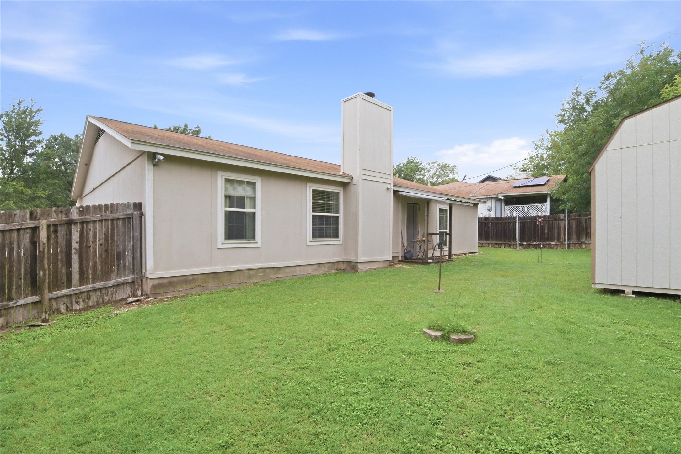 main property photo 25