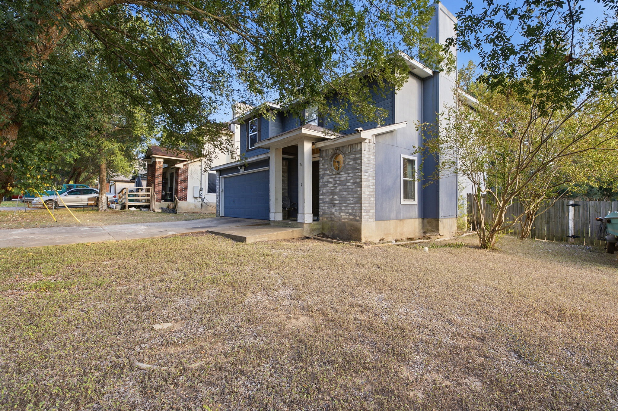 main property photo 2