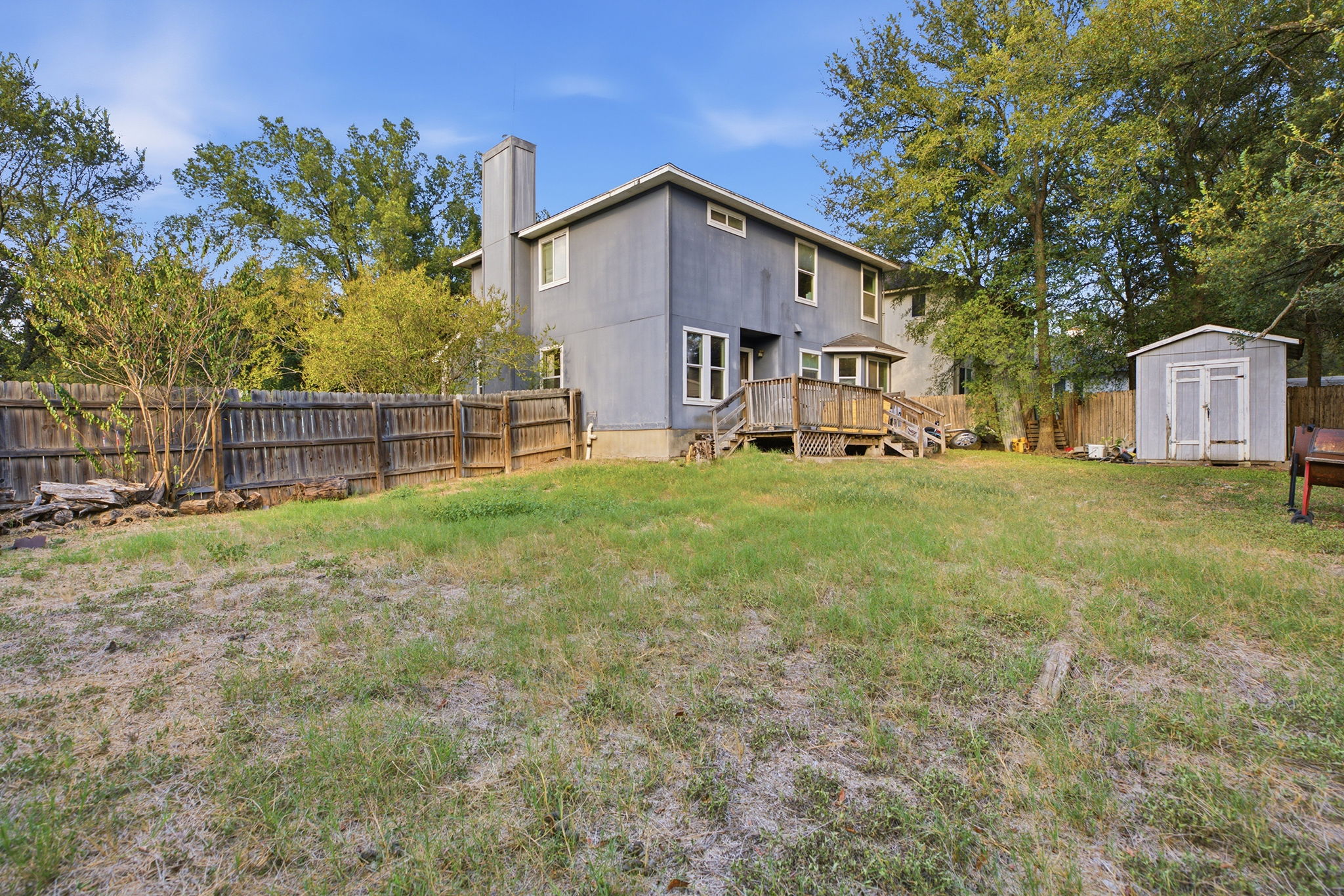 main property photo 28