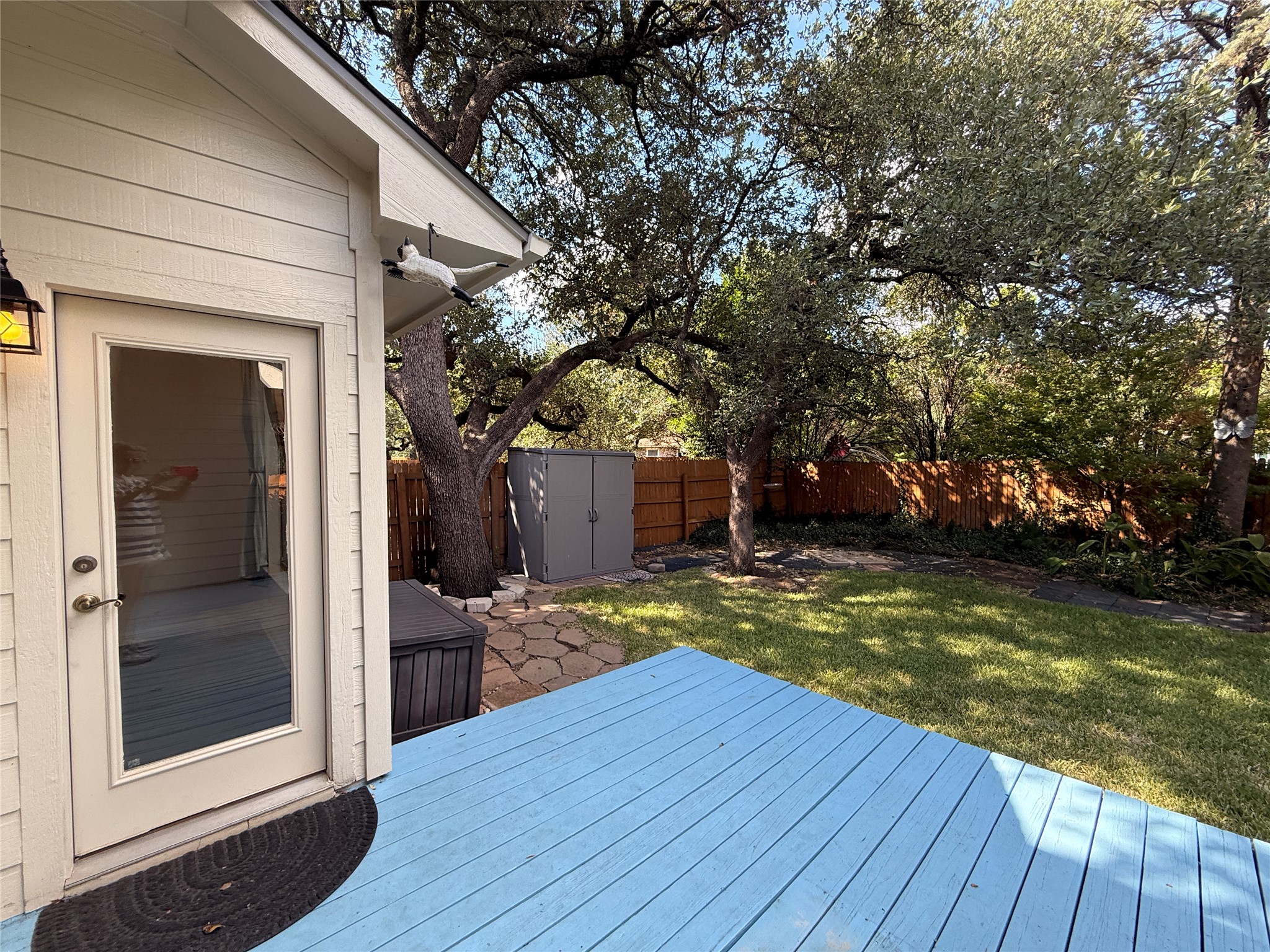 main property photo 35