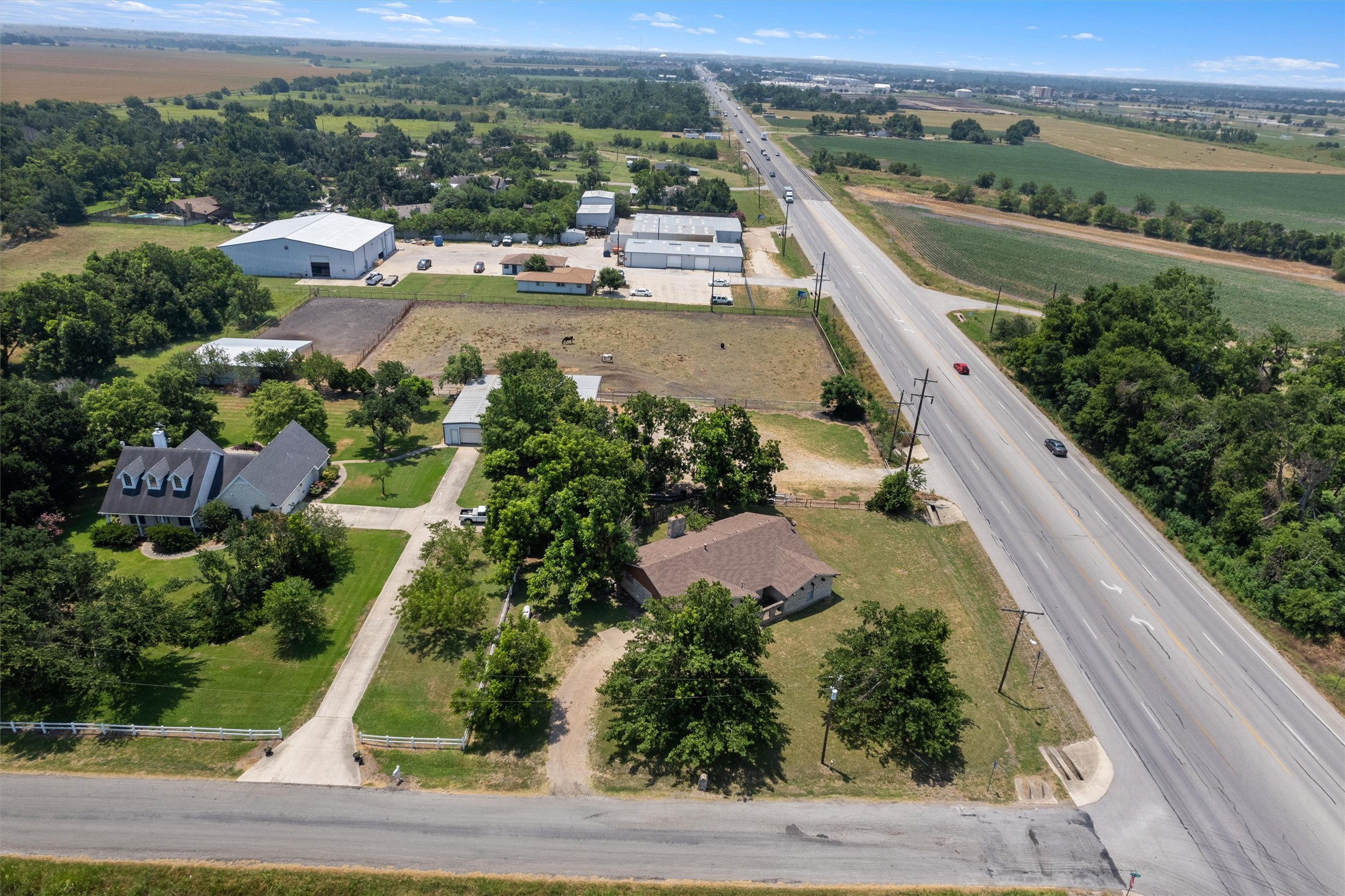 main property photo 2
