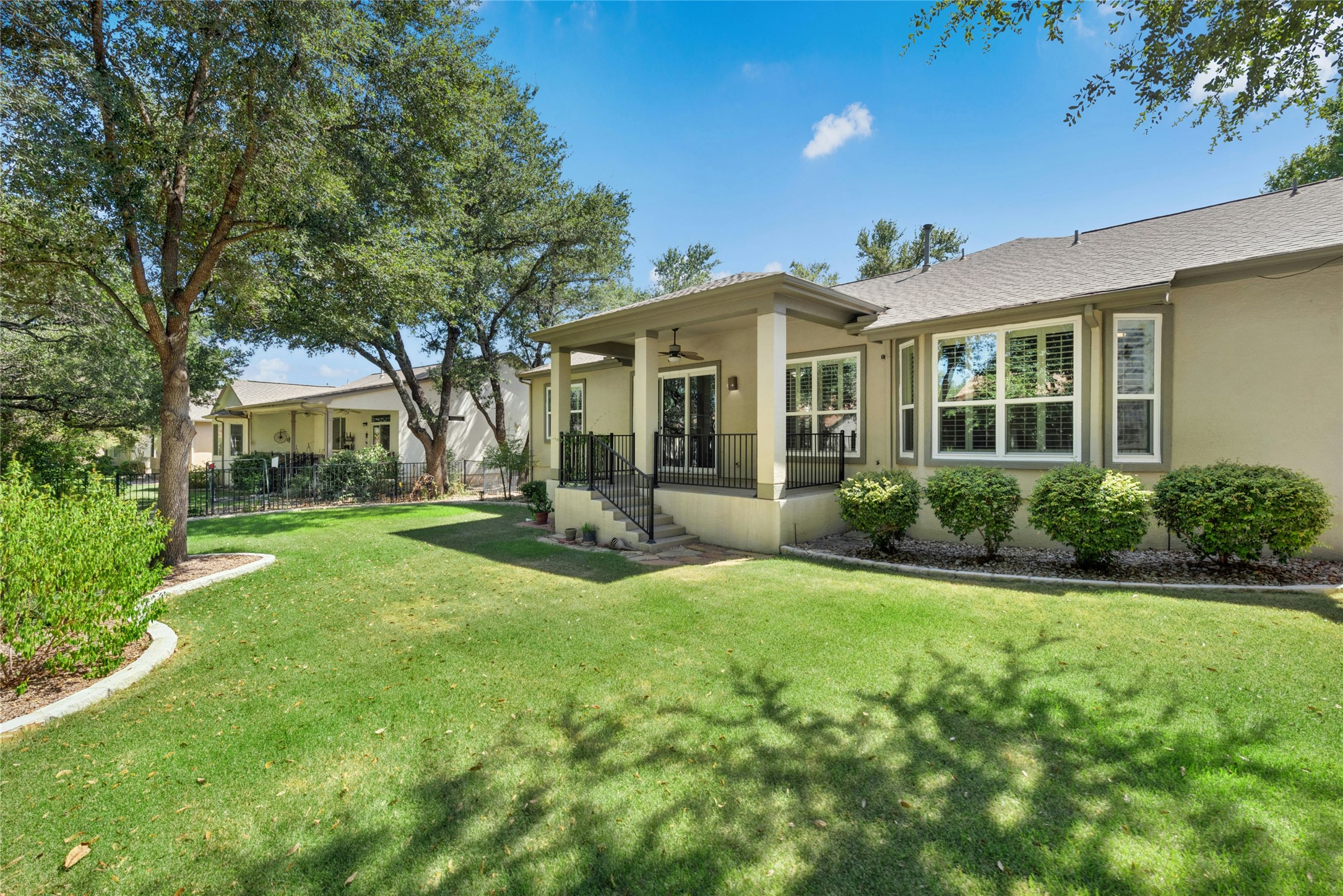 main property photo 27