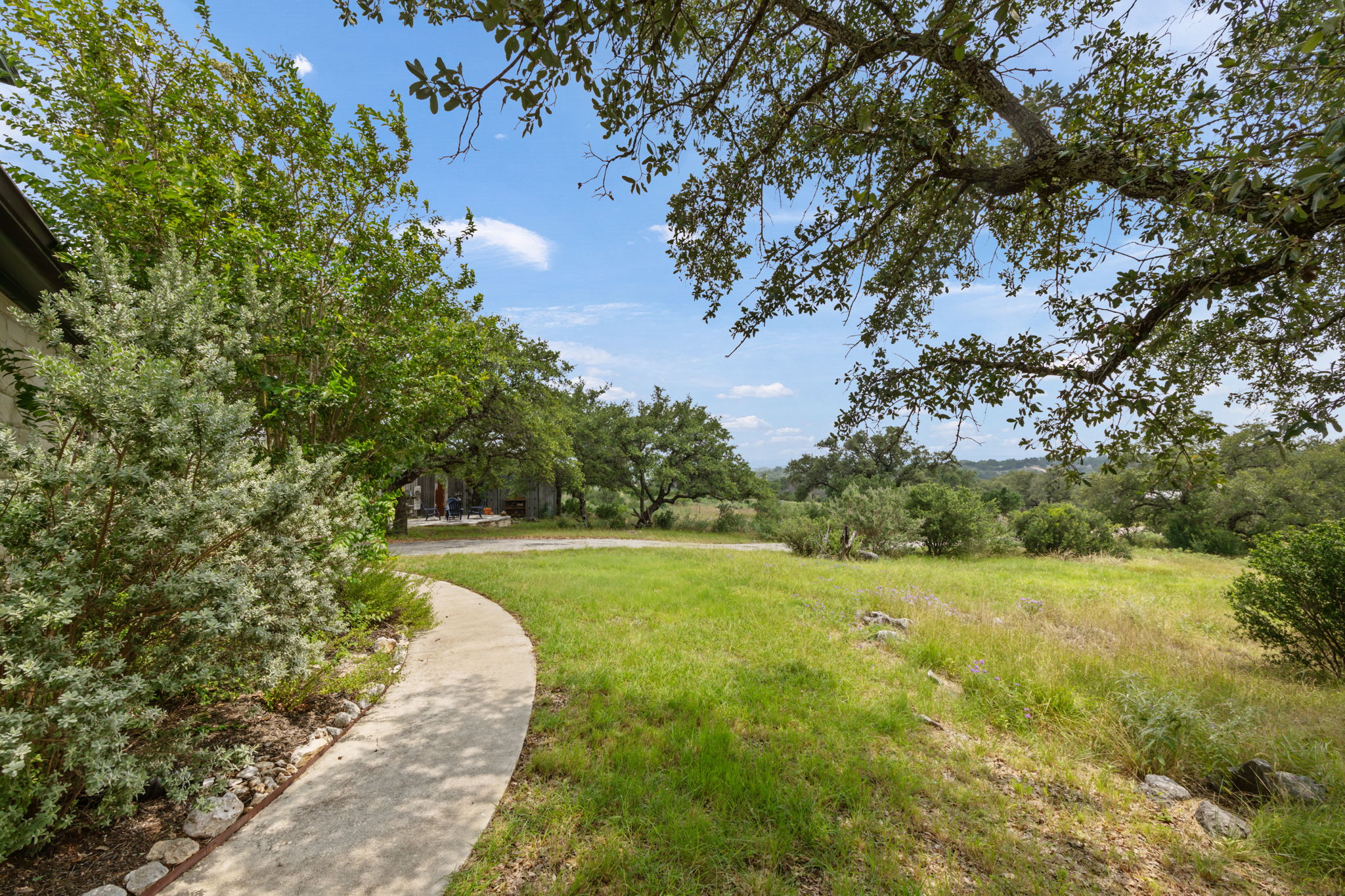 main property photo 29