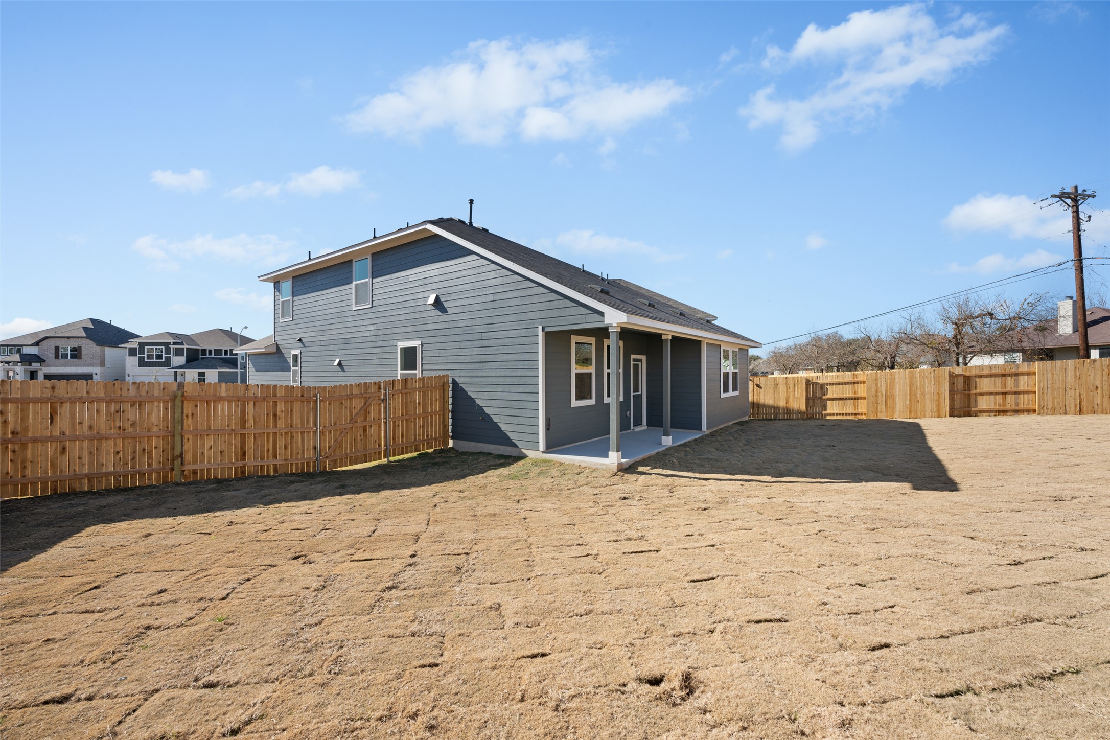 main property photo 31