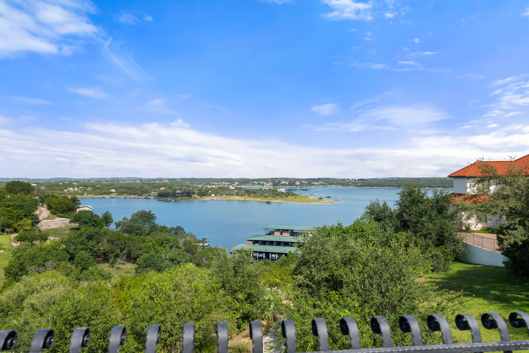 main property photo 24