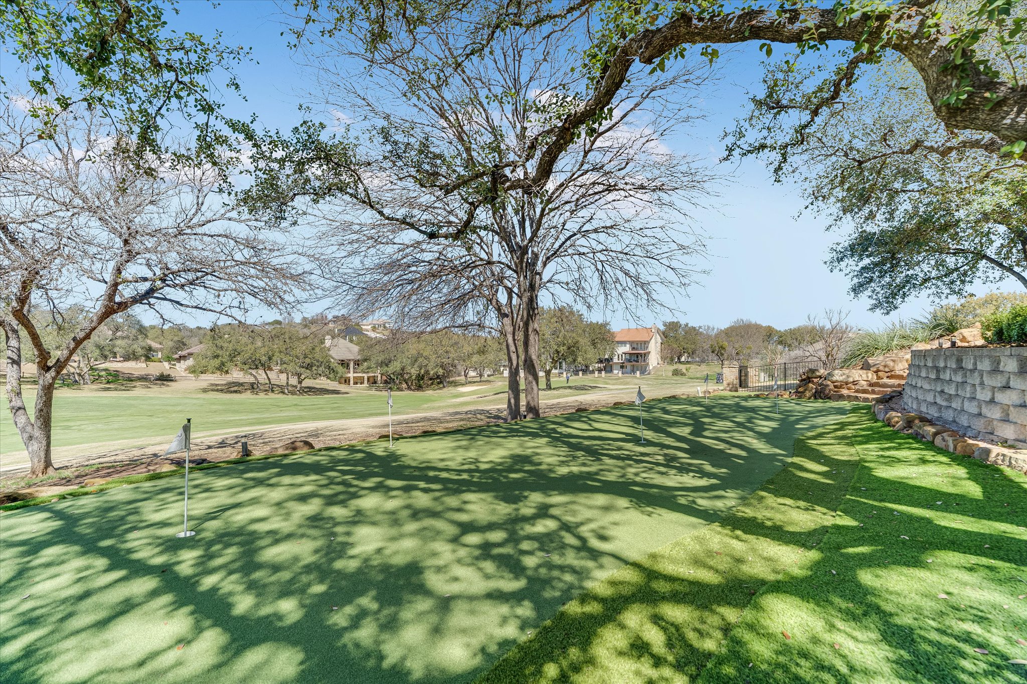 main property photo 29