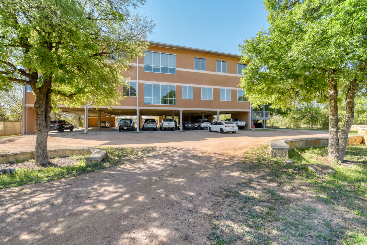 main property photo 15