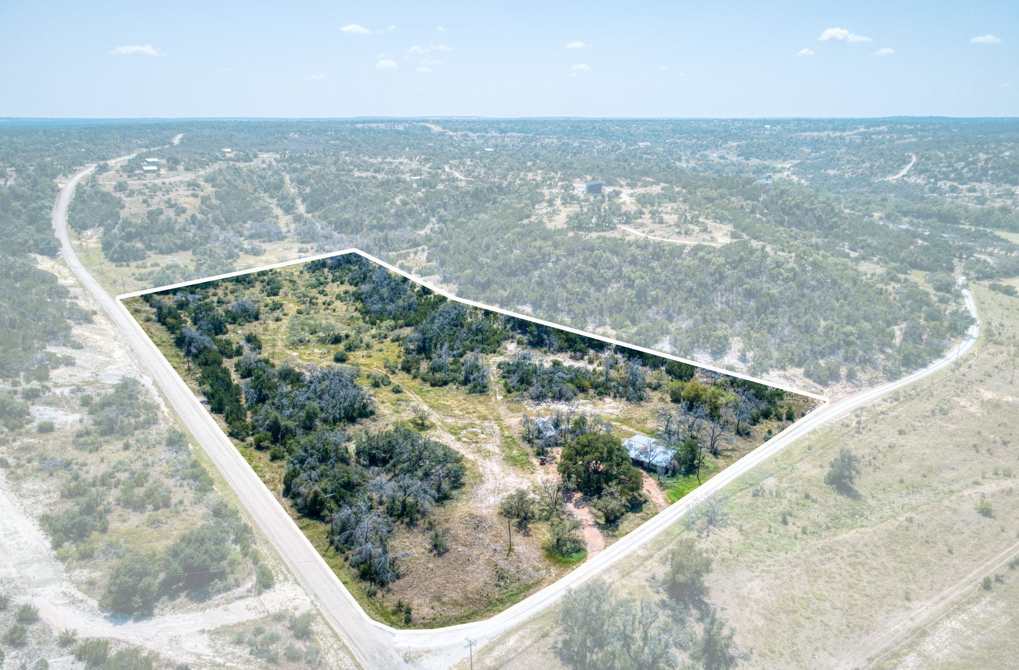 main property photo 13