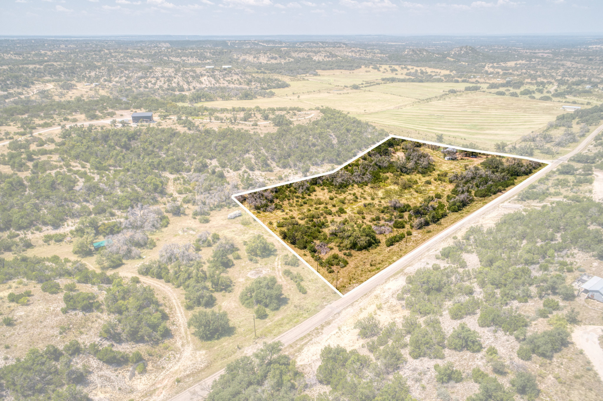 main property photo 17