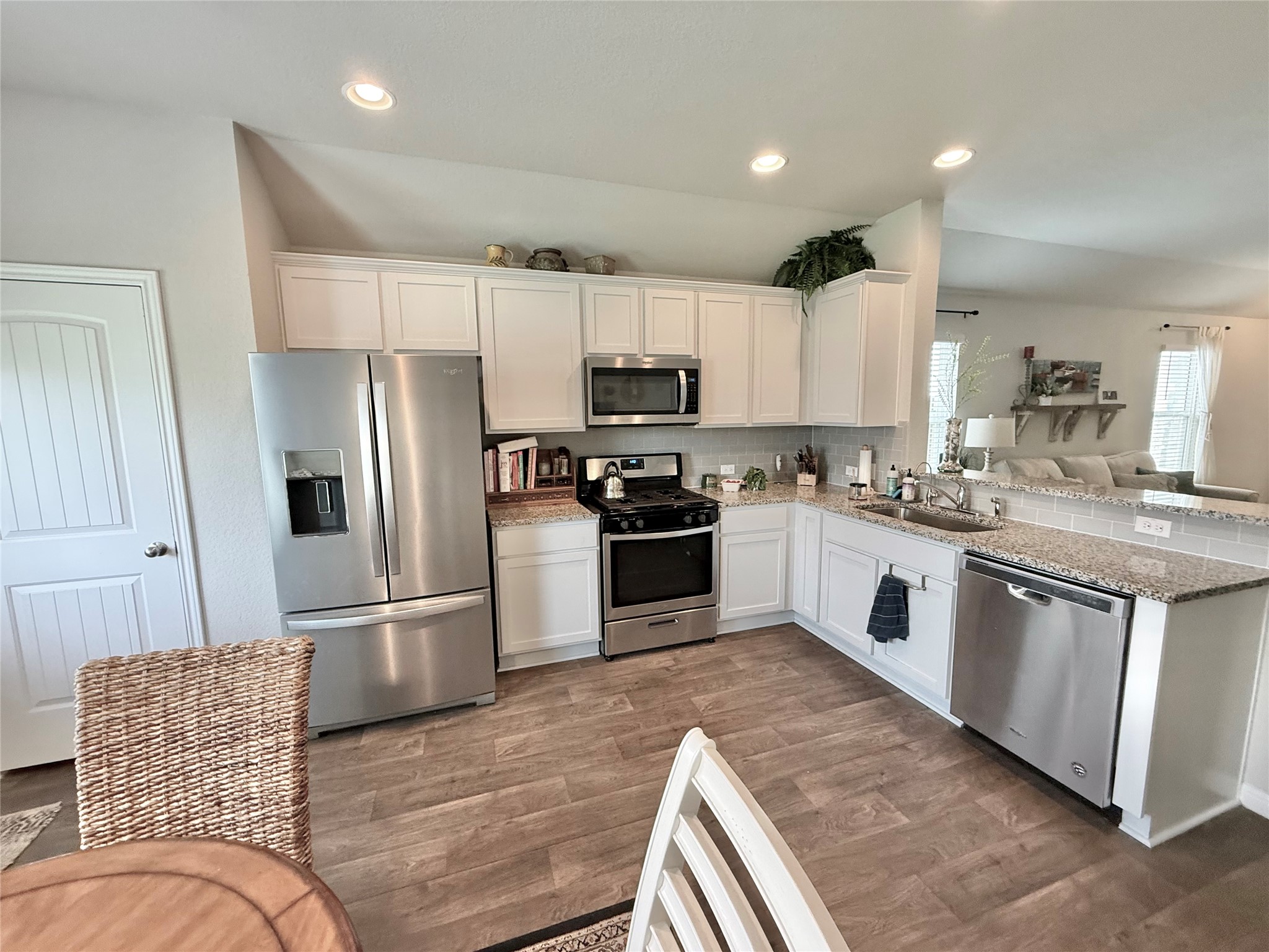 main property photo 2