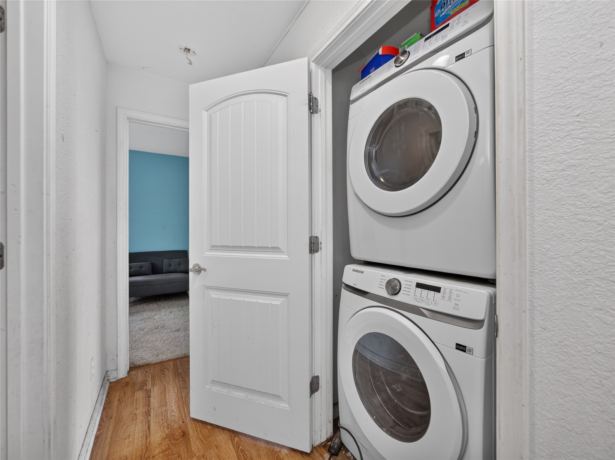 main property photo 20