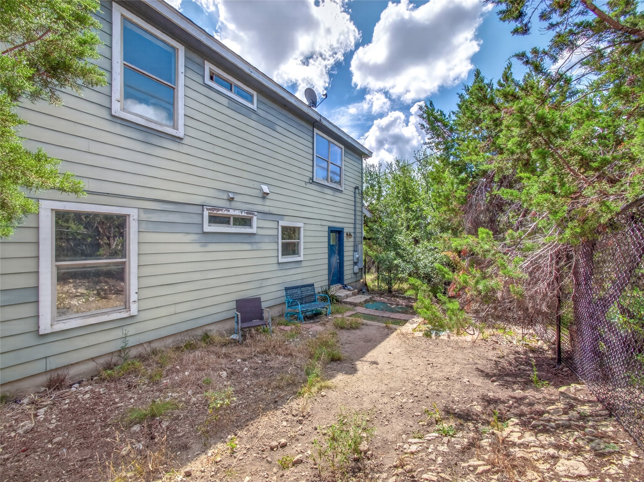 main property photo 29