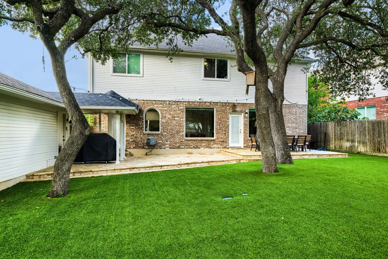 main property photo 30
