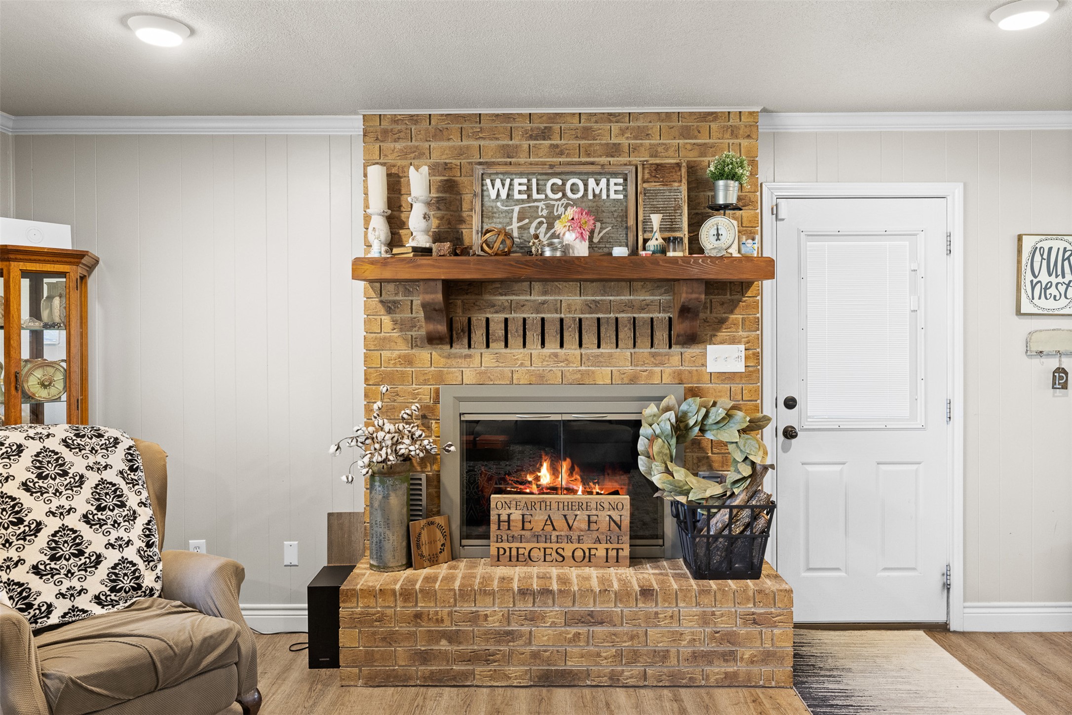 main property photo 26