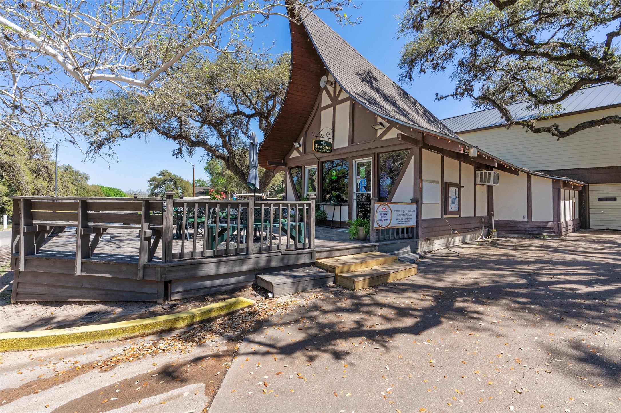 main property photo 38