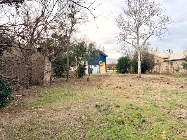 main property photo 5