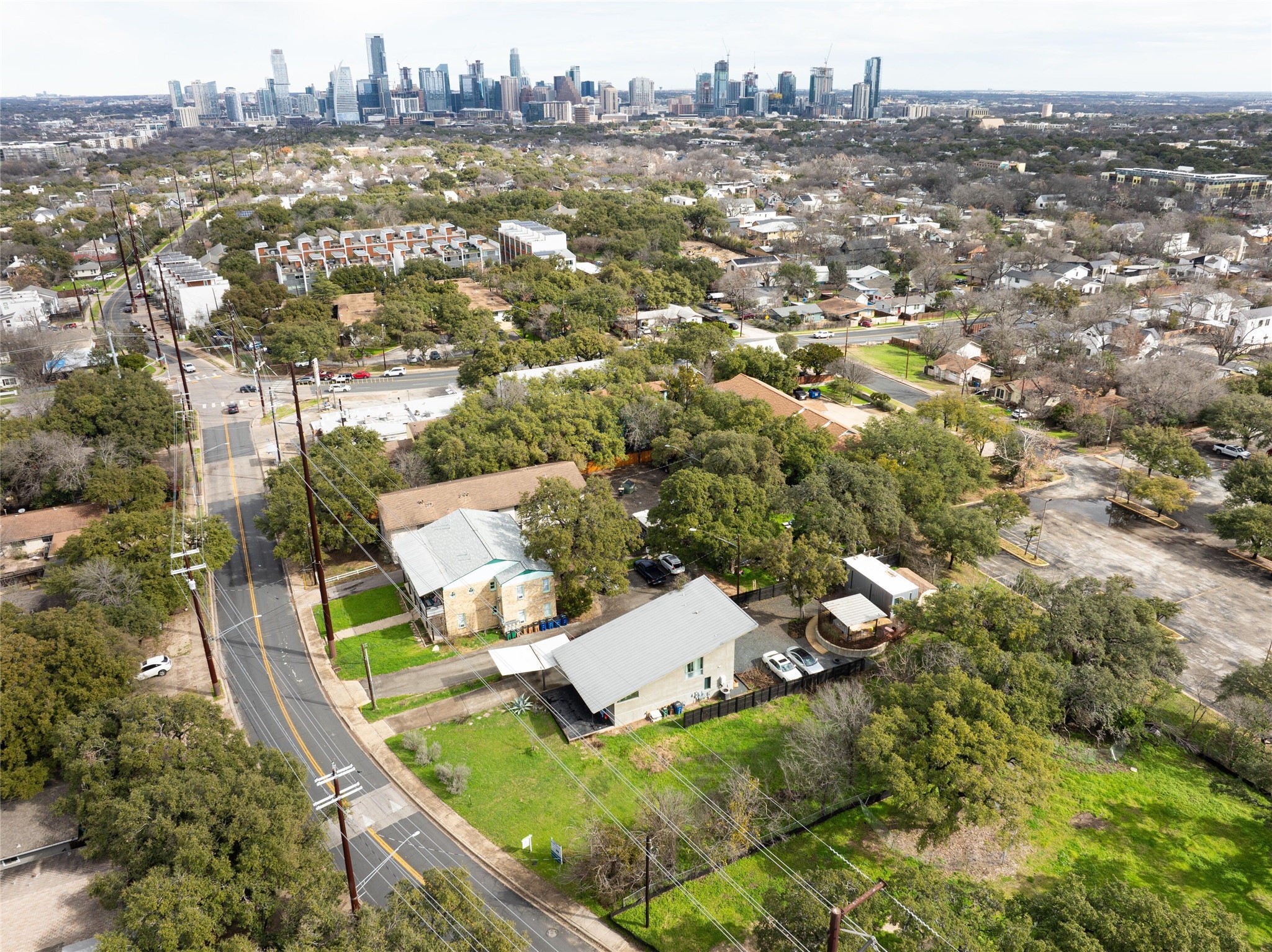 main property photo 11