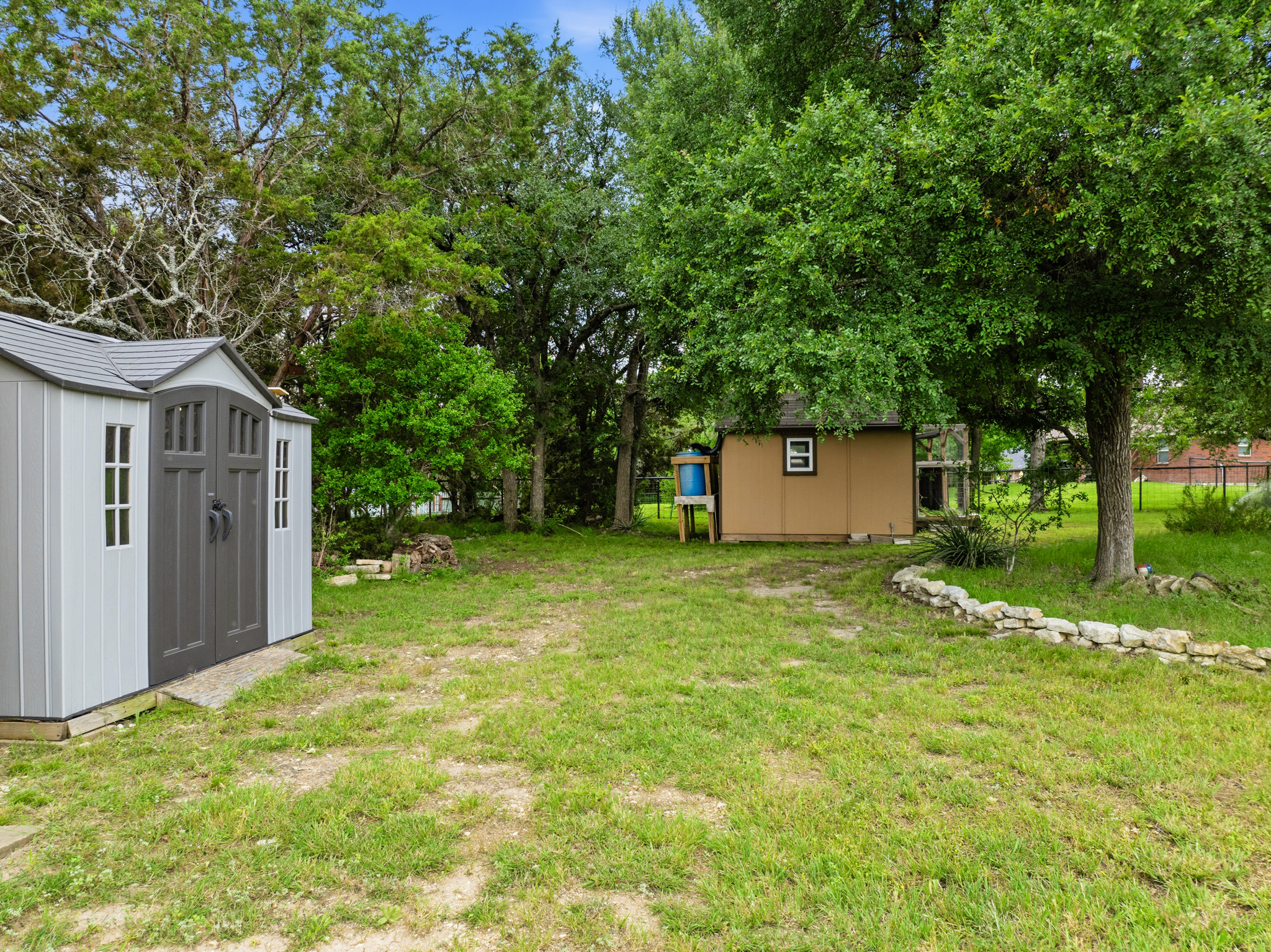 main property photo 27