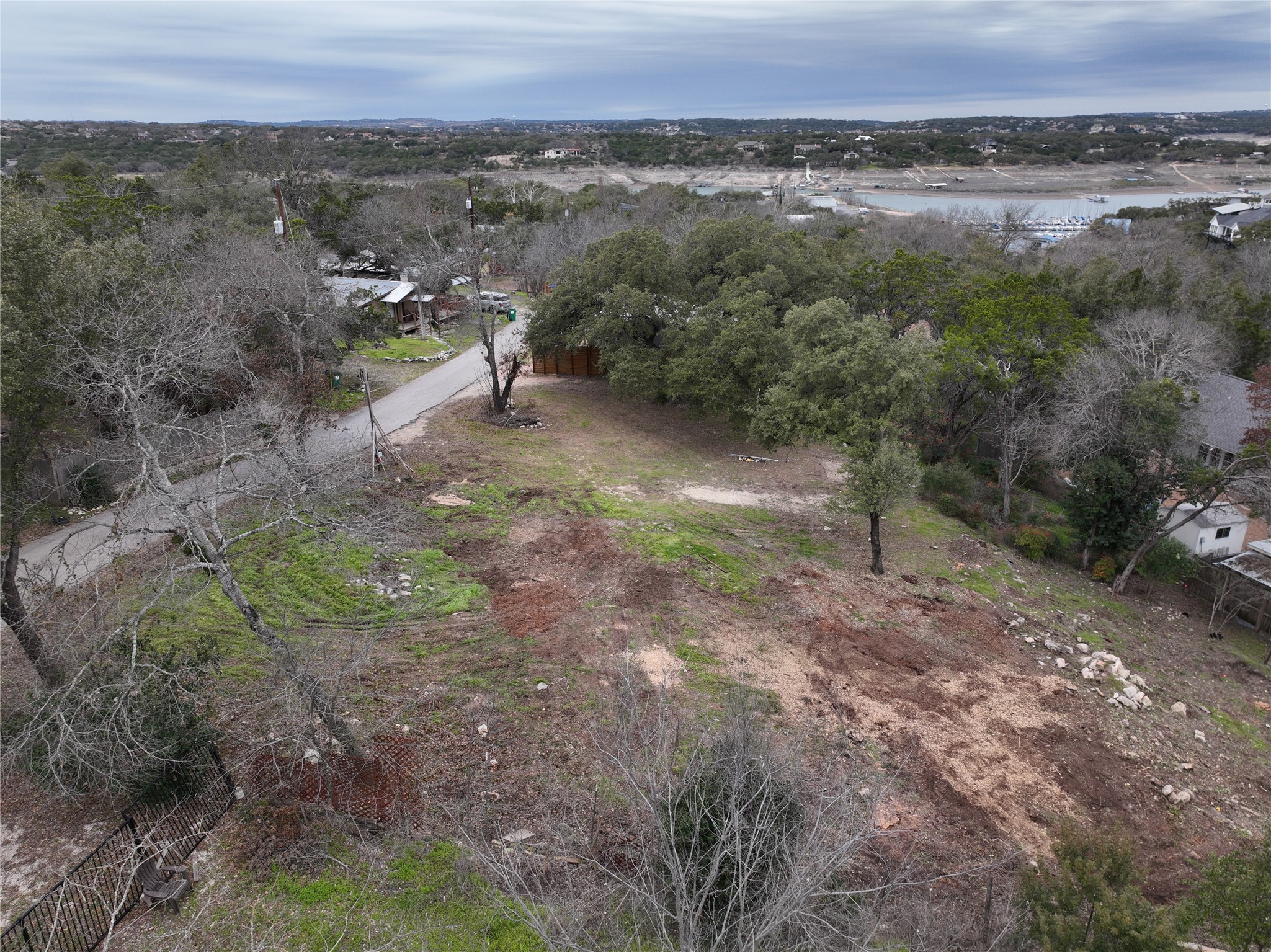 main property photo 11