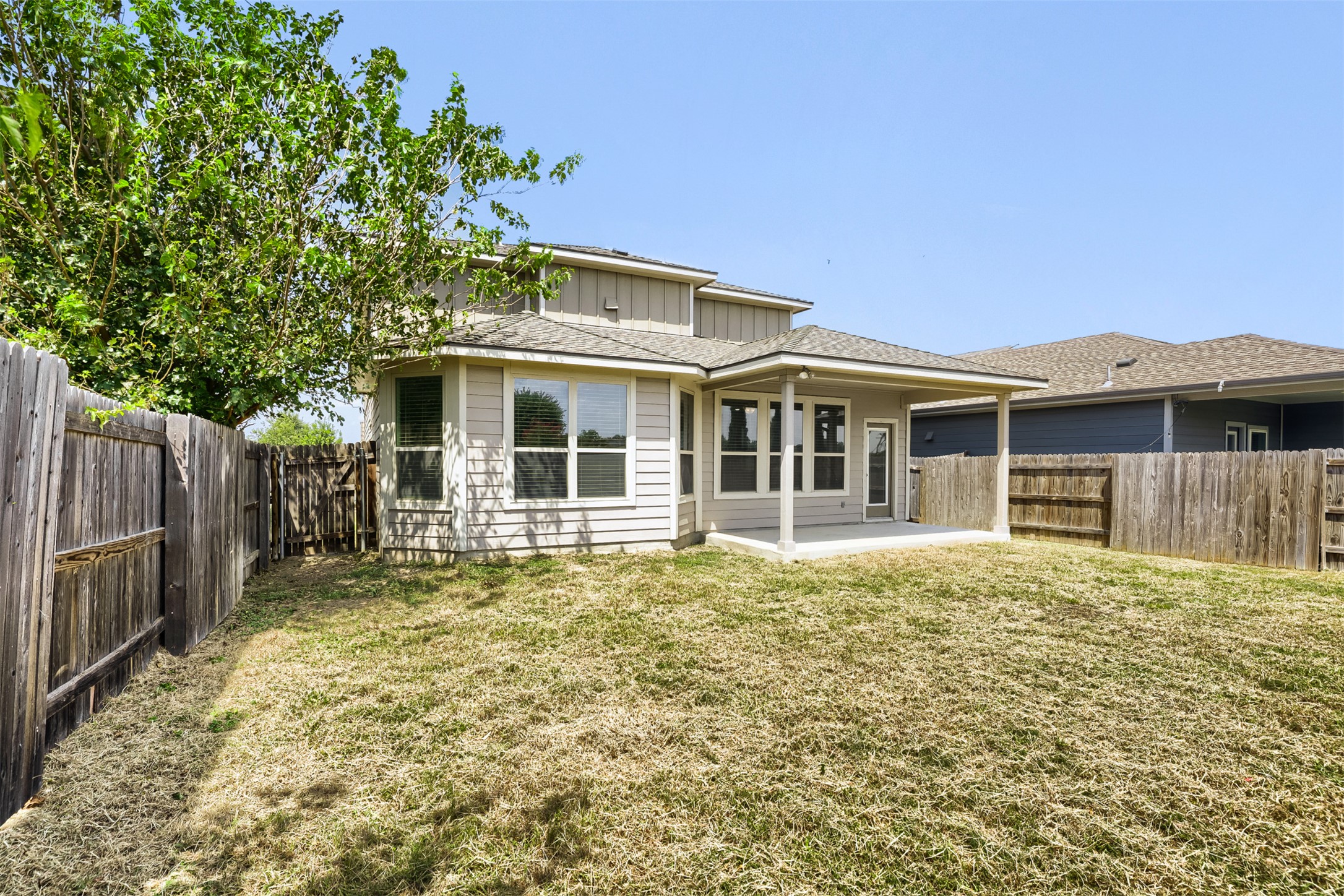 main property photo 36