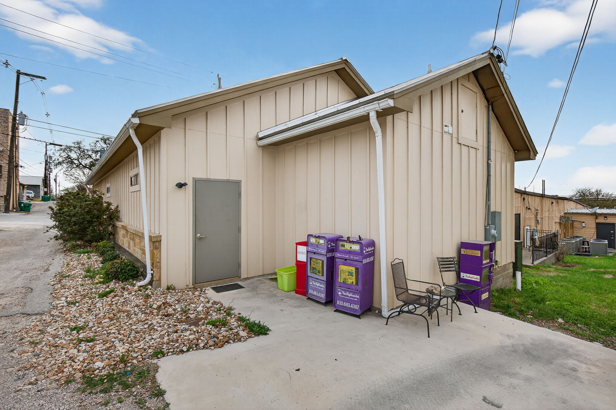 main property photo 6