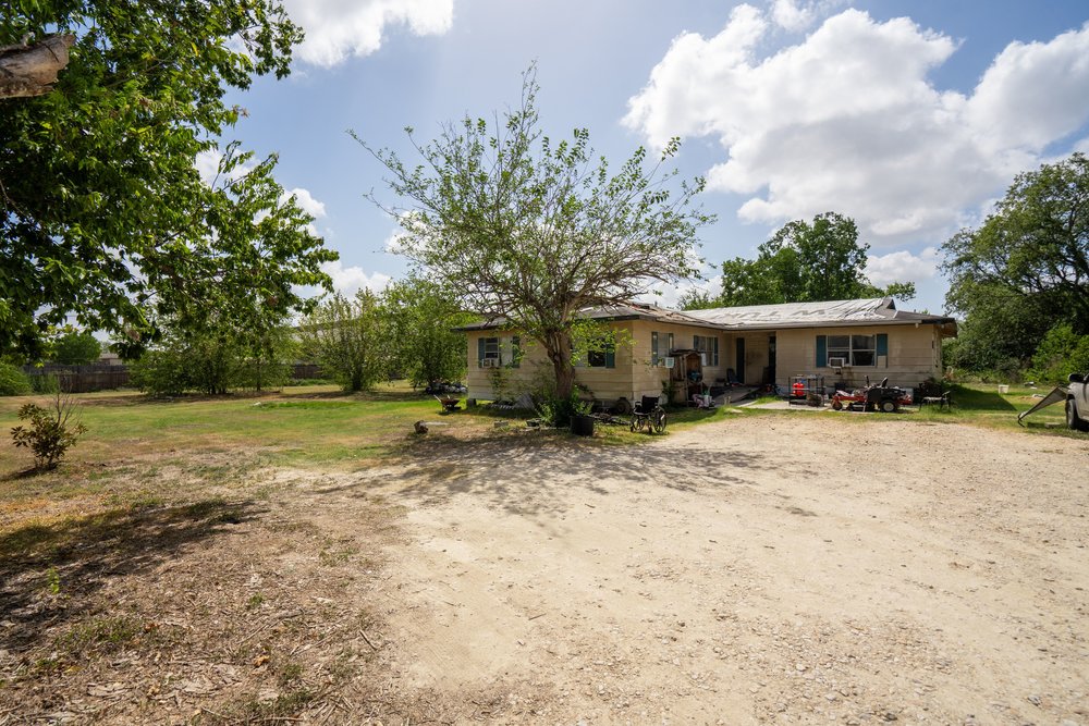 main property photo 6