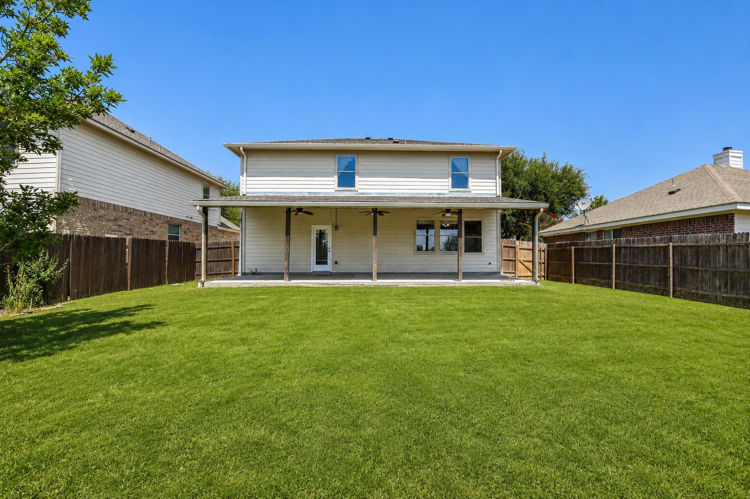main property photo 16