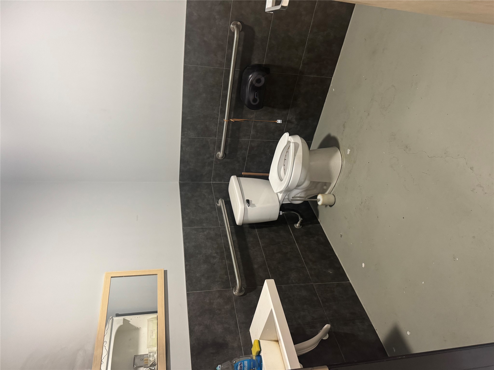main property photo 8