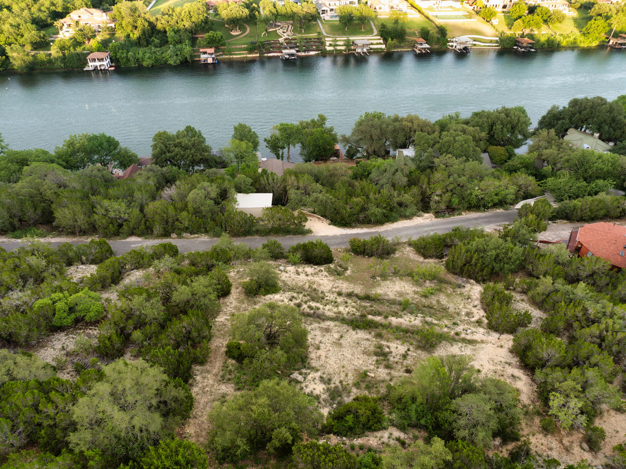 main property photo 21