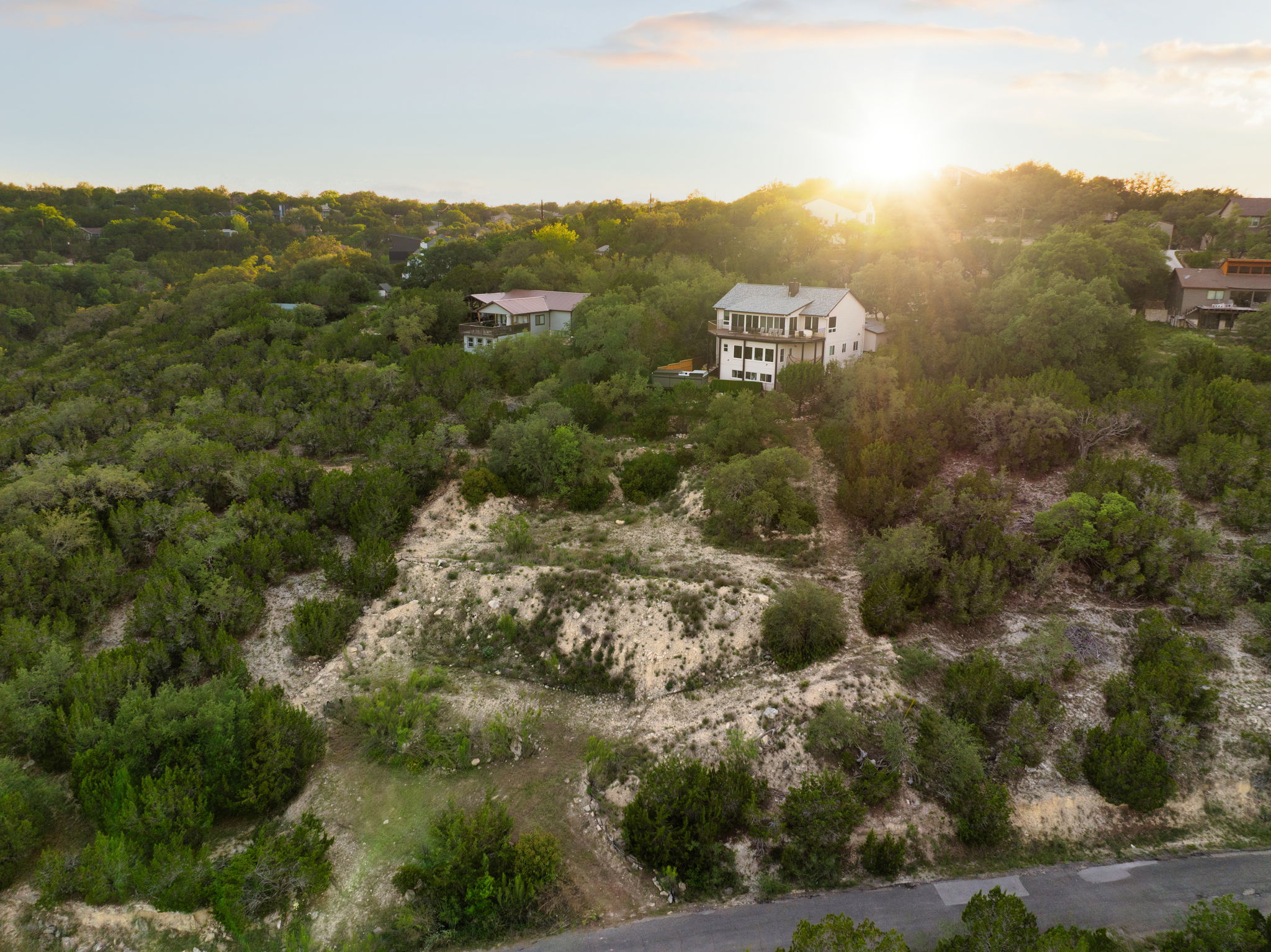 main property photo 9