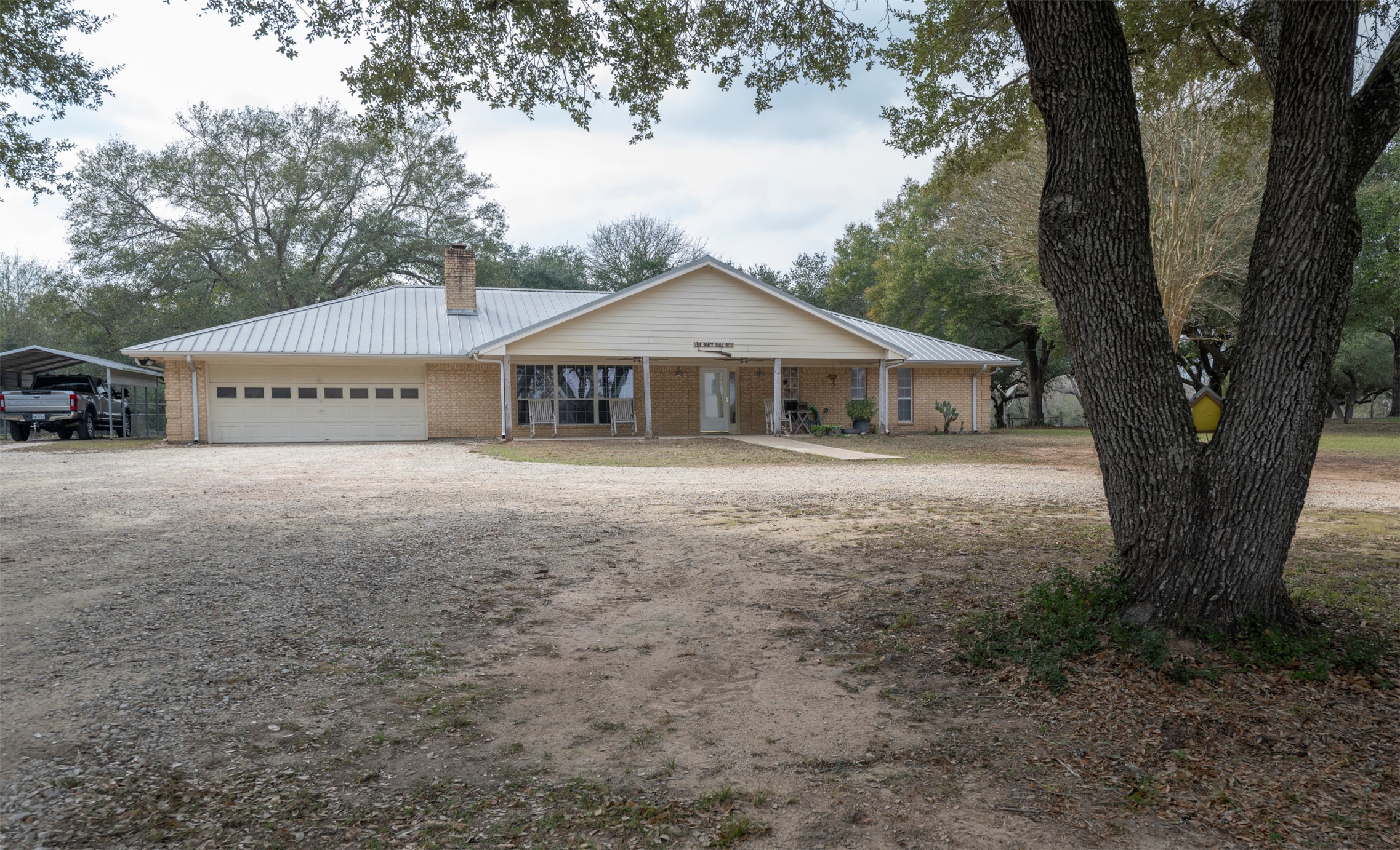 main property photo 16