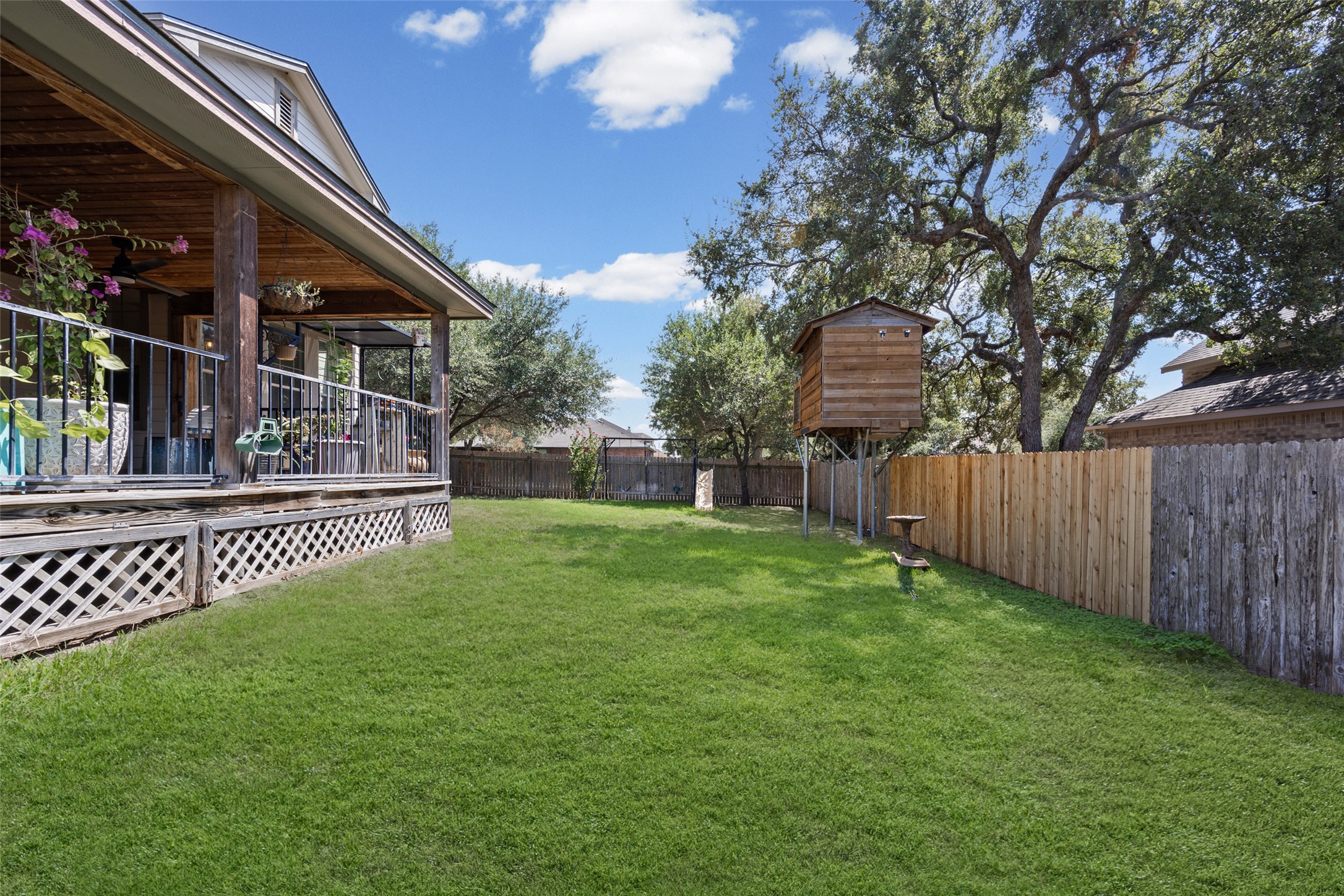 main property photo 10