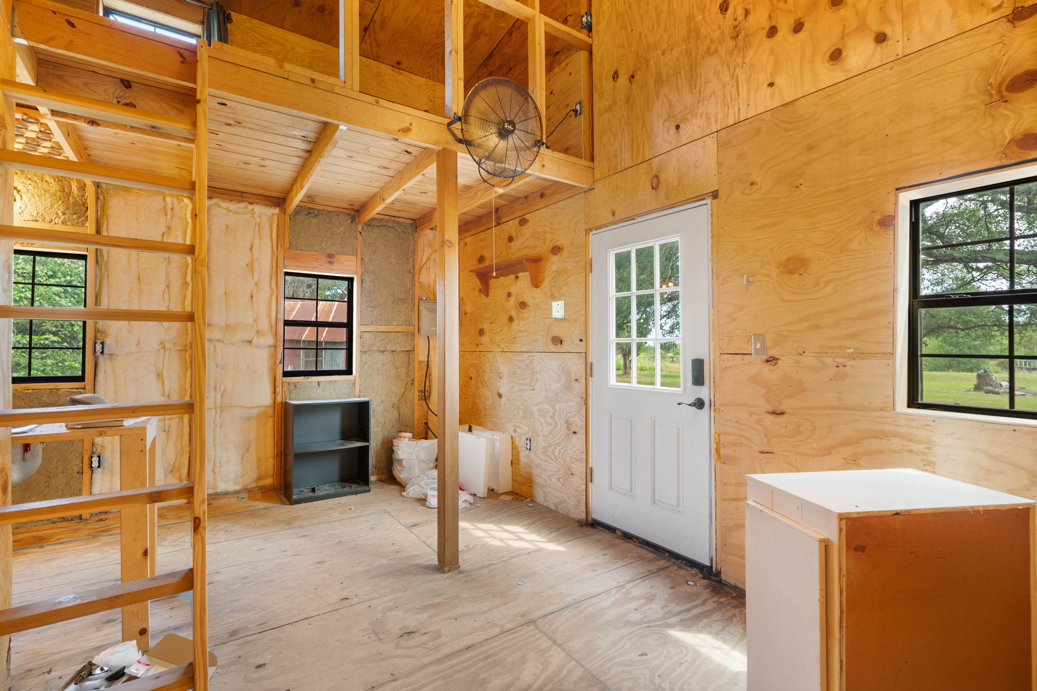 main property photo 17