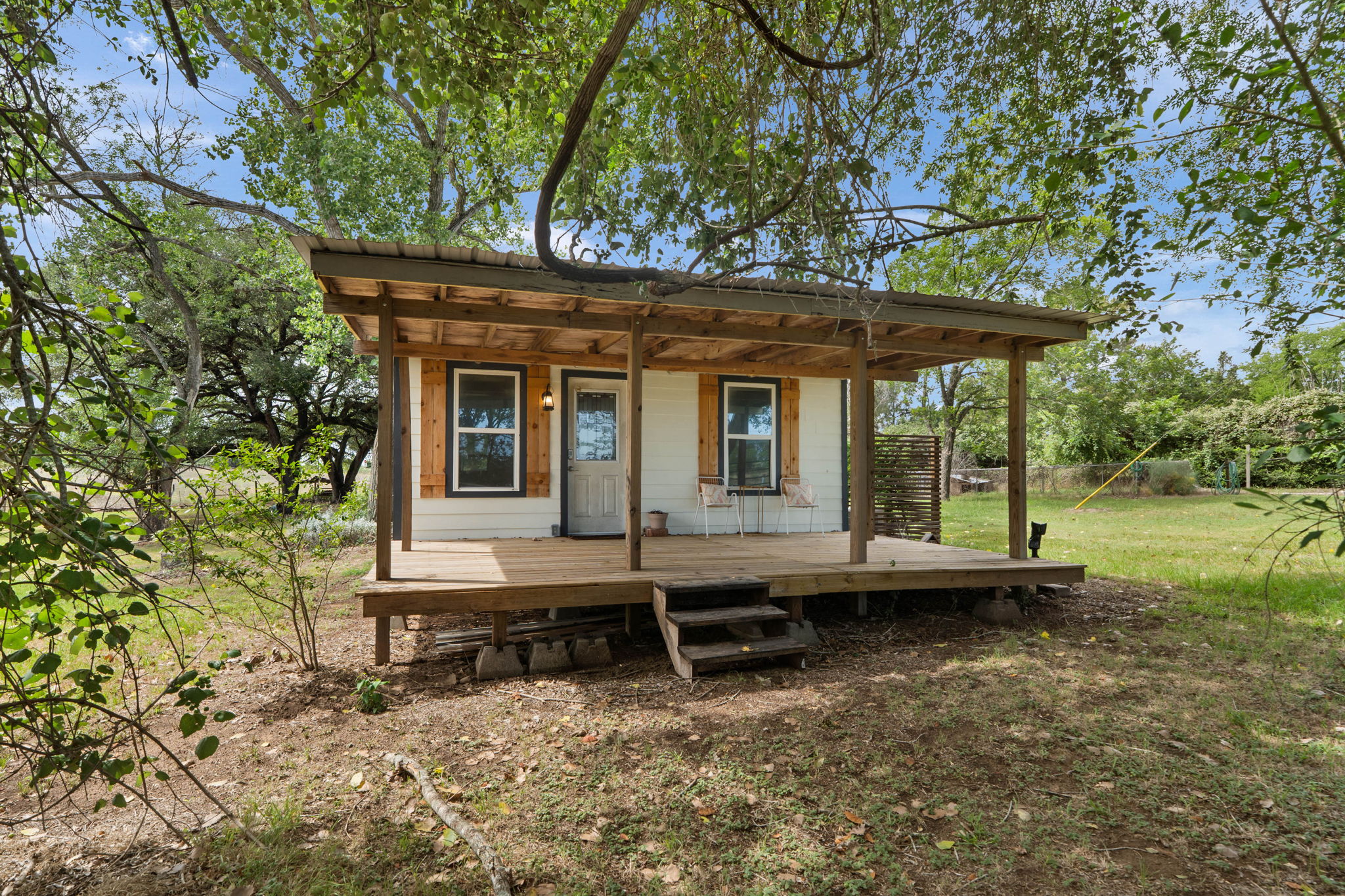 main property photo 34