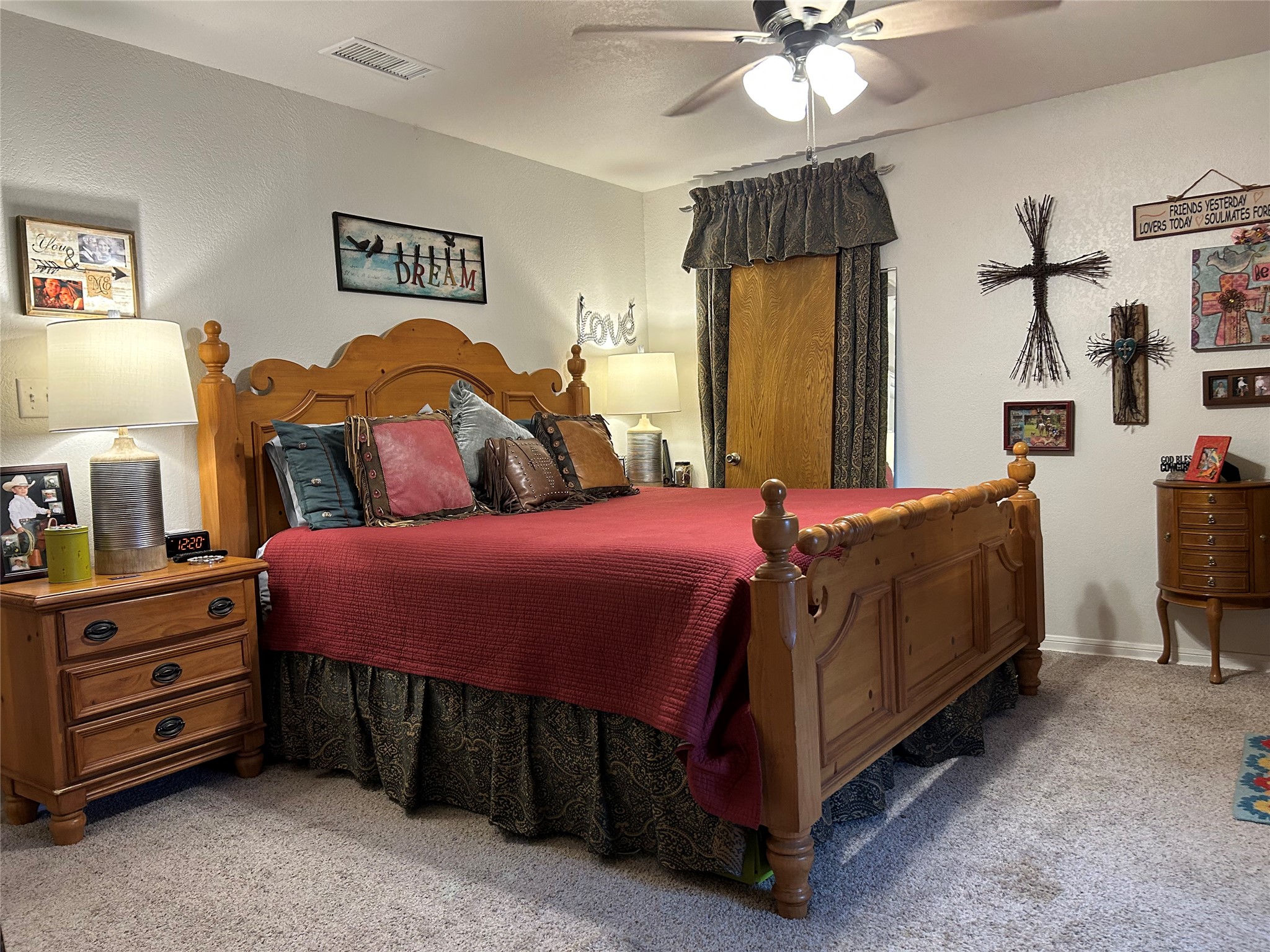 main property photo 17