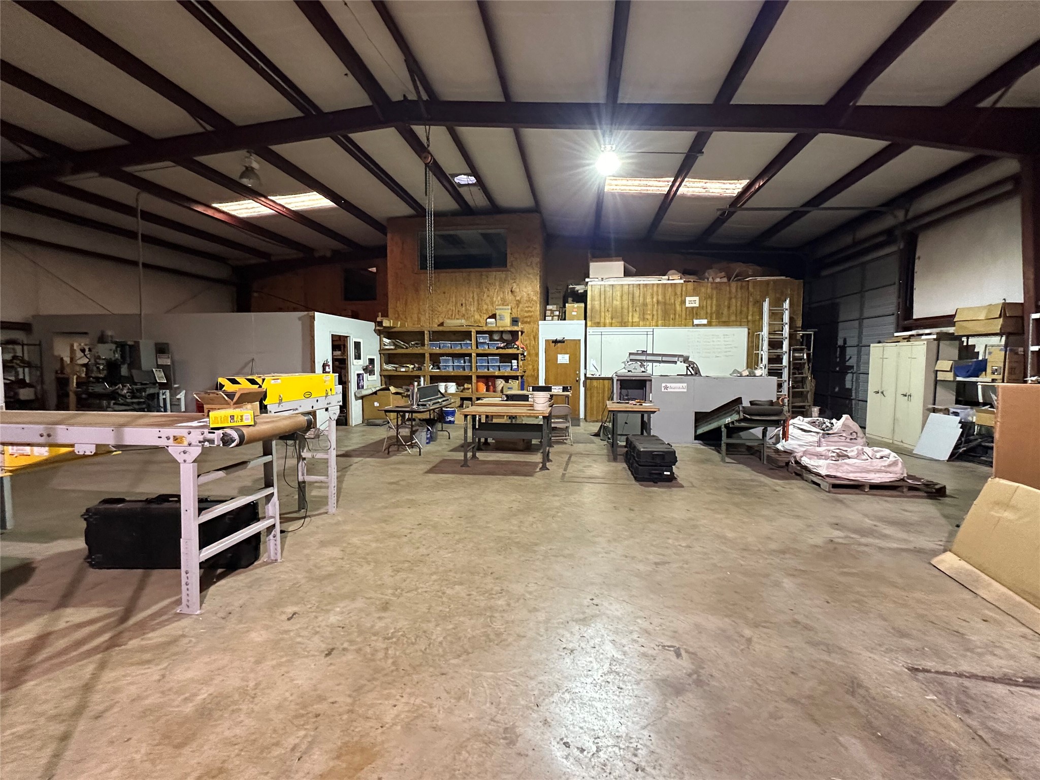 main property photo 13