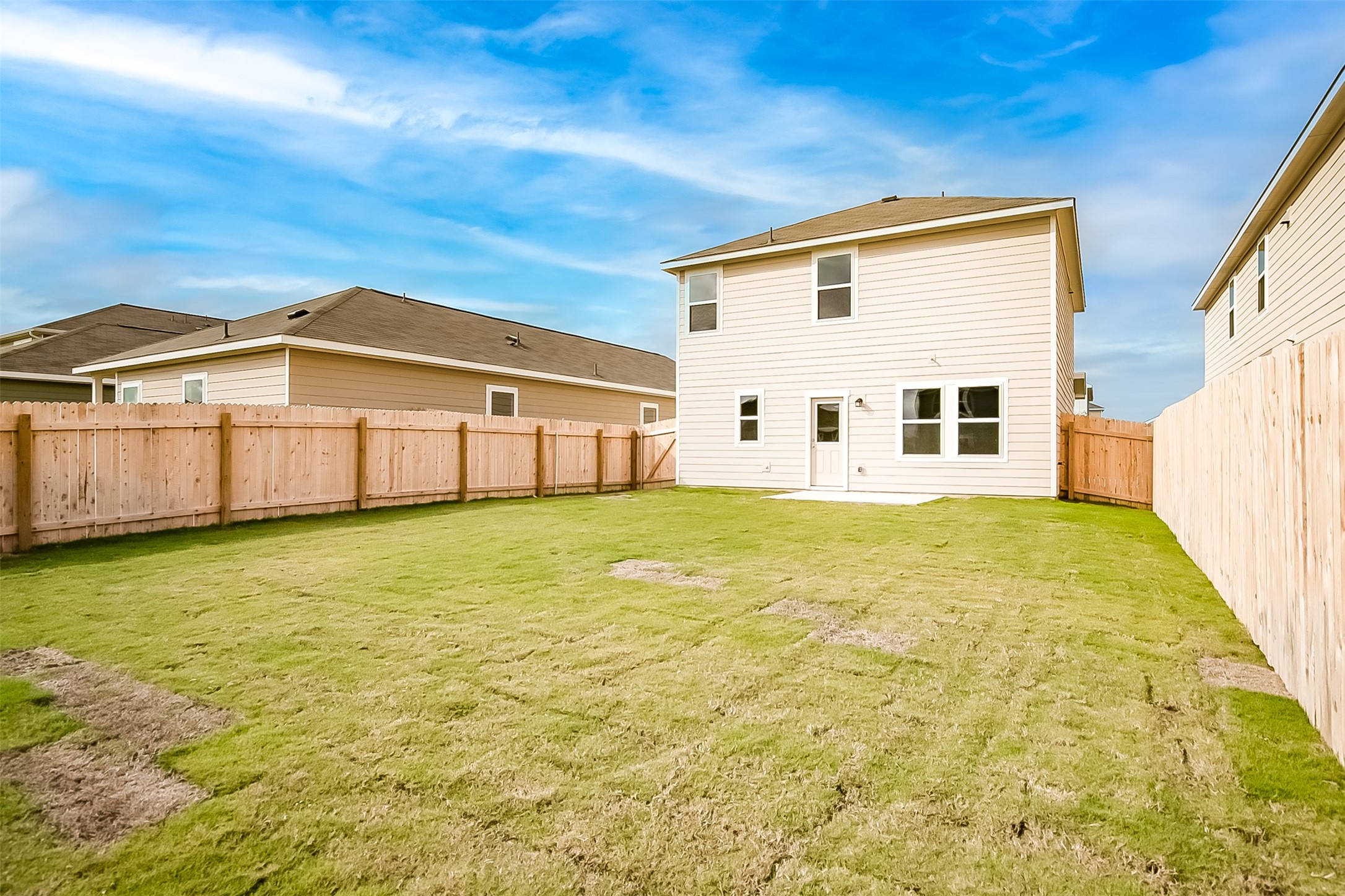 main property photo 25