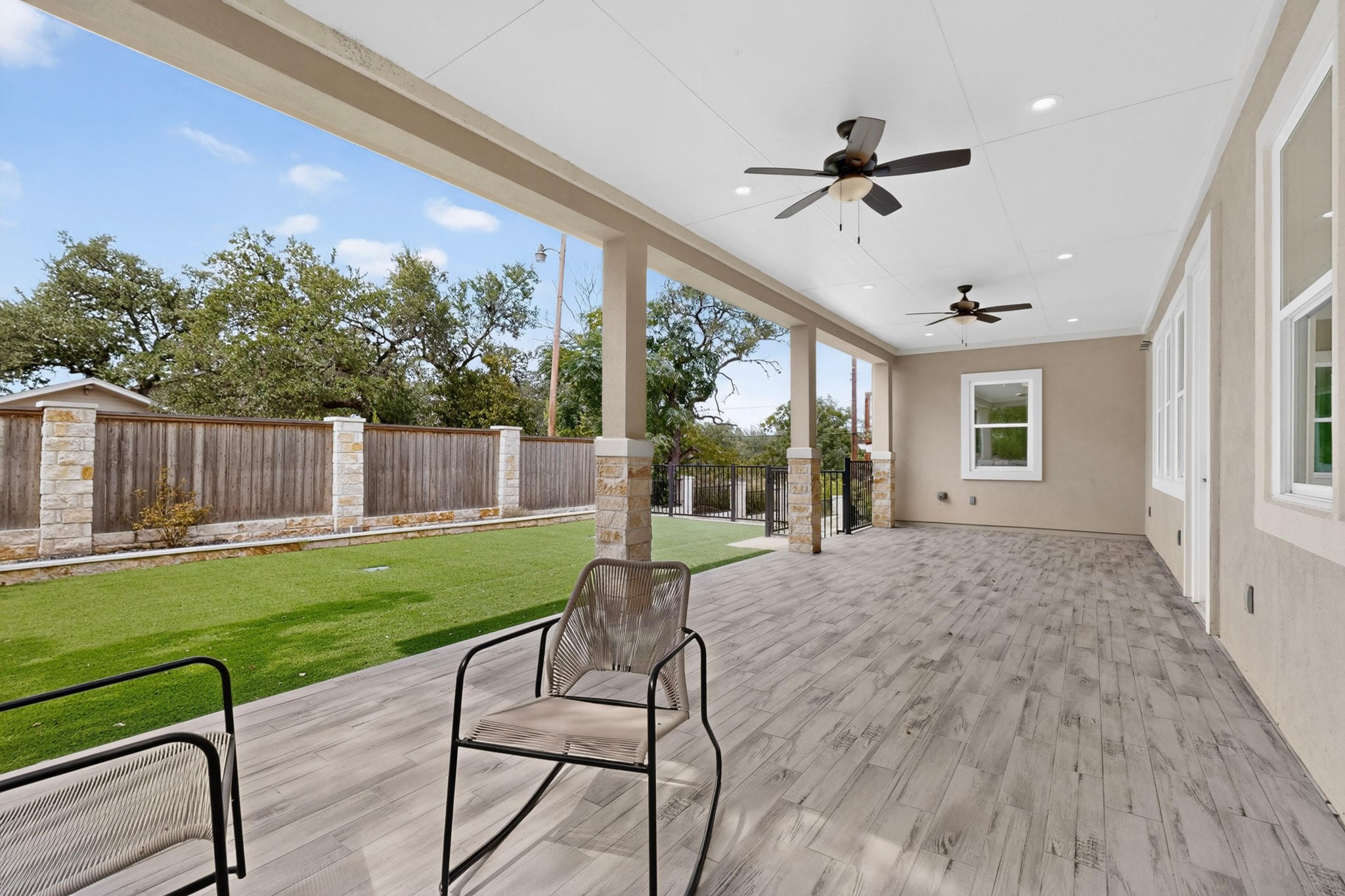 main property photo 36