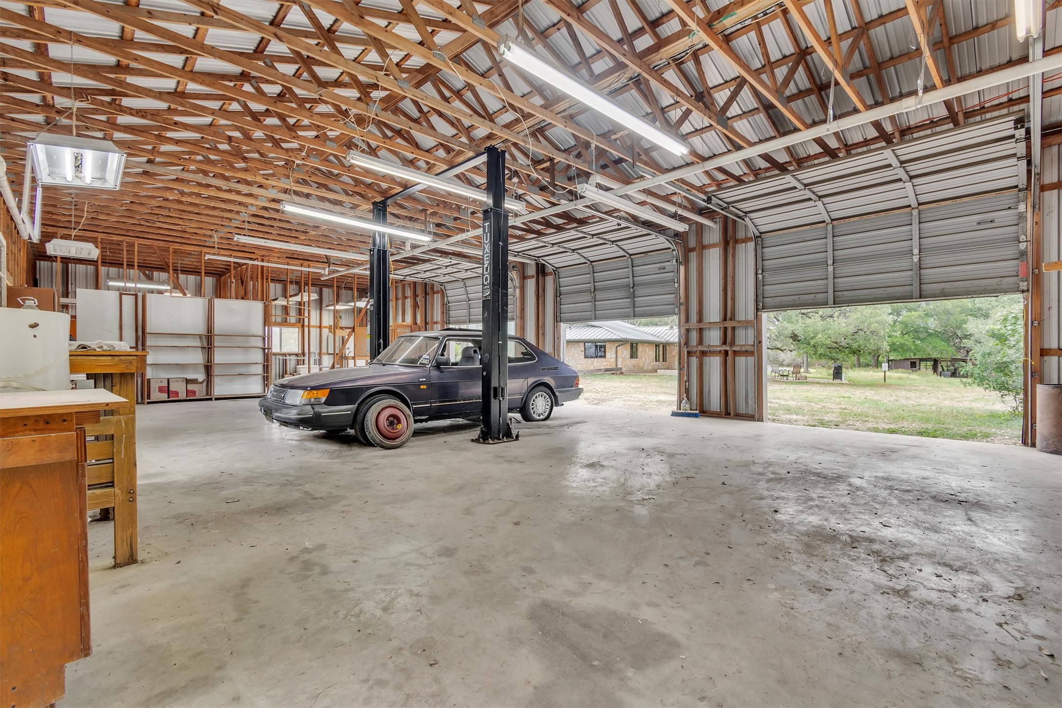 main property photo 33