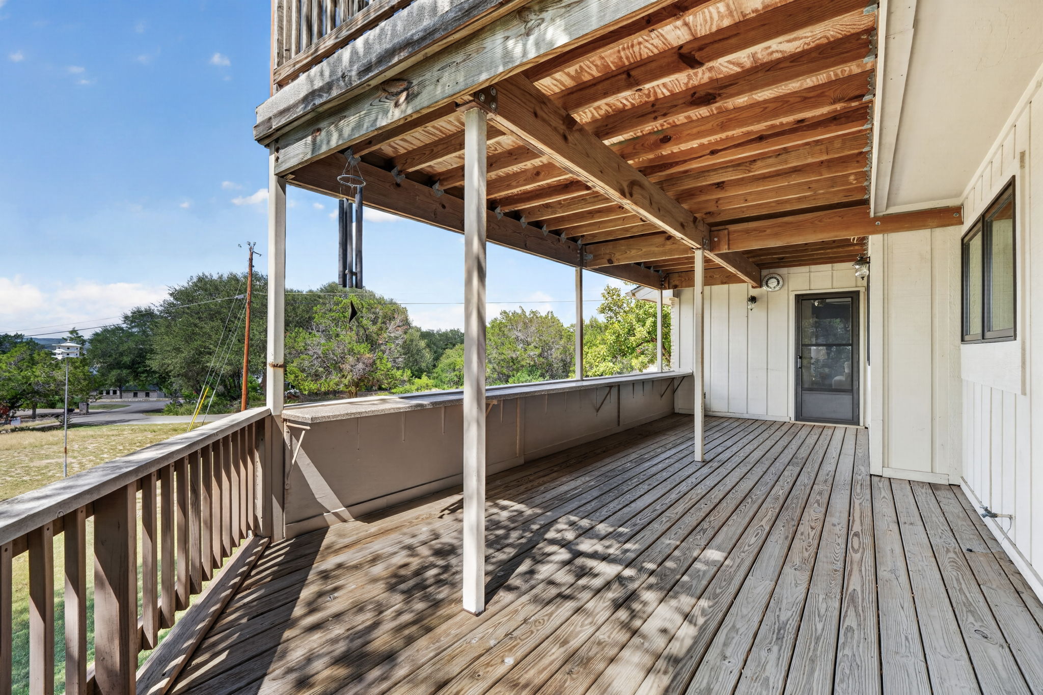 main property photo 25