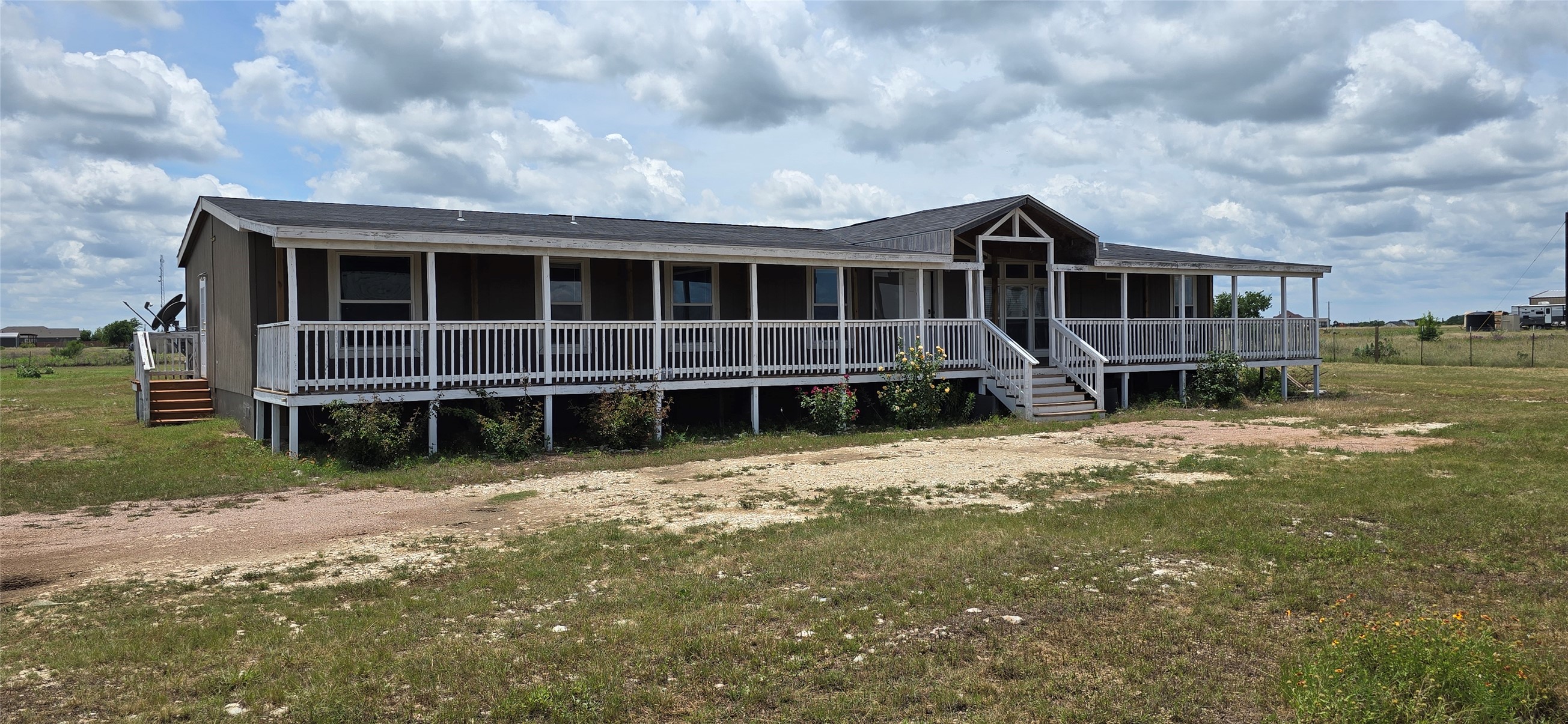 main property photo 2
