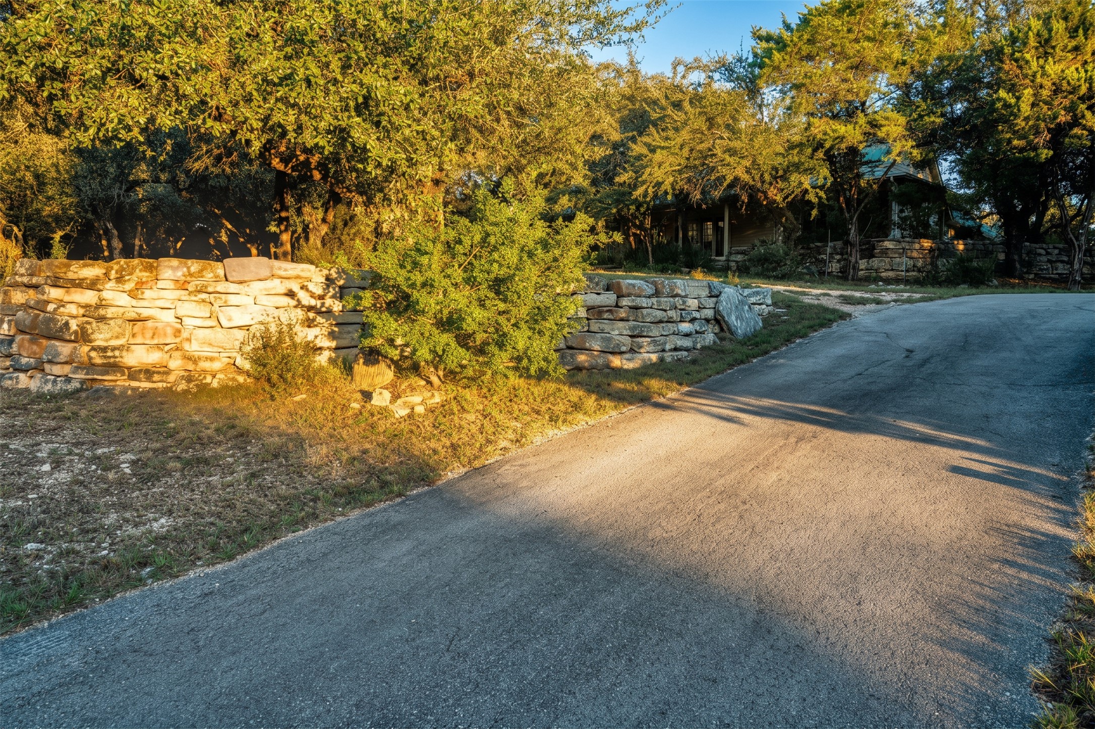main property photo 39