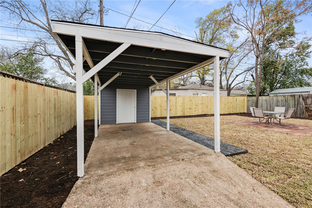 main property photo 35
