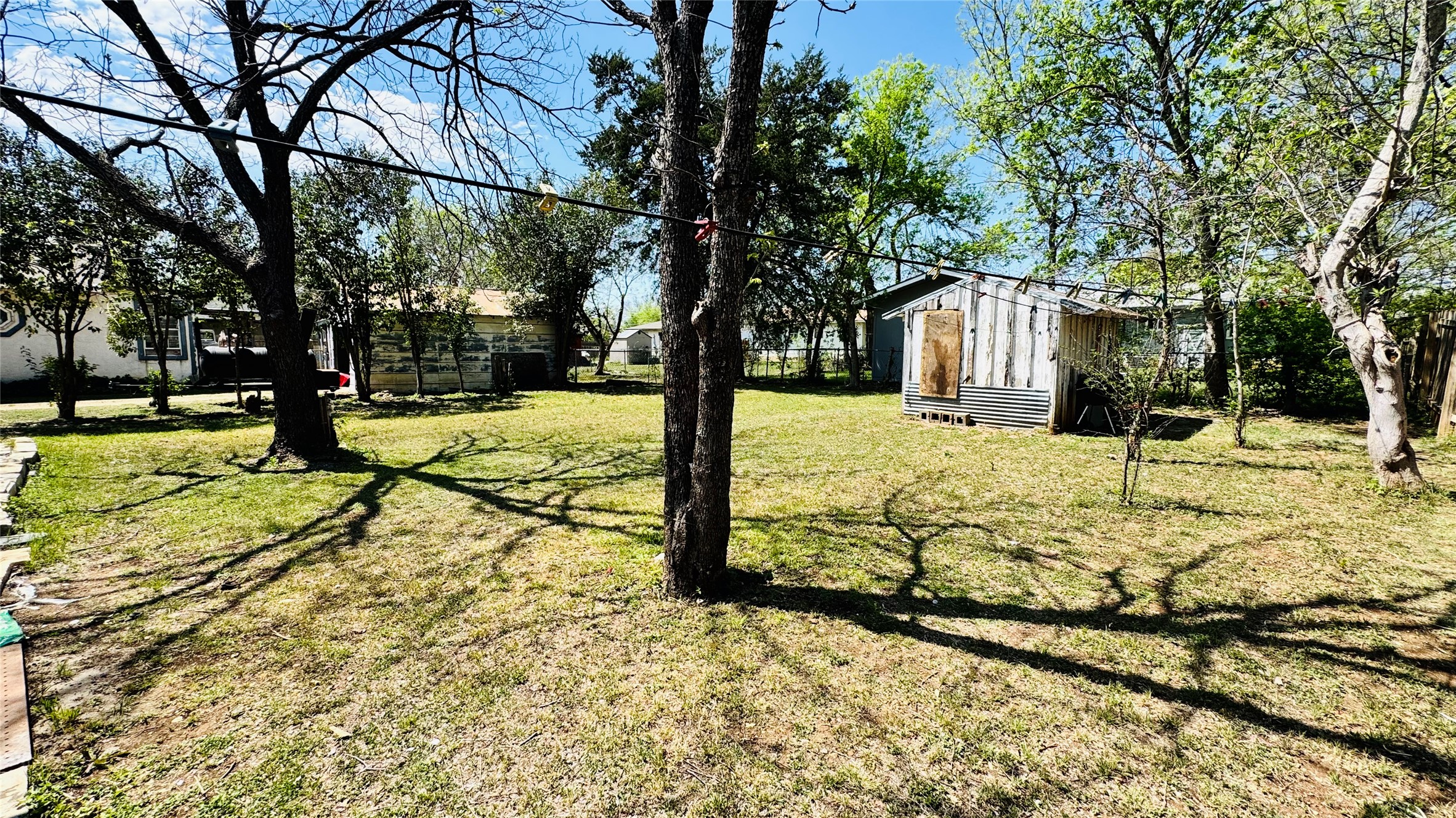main property photo 11