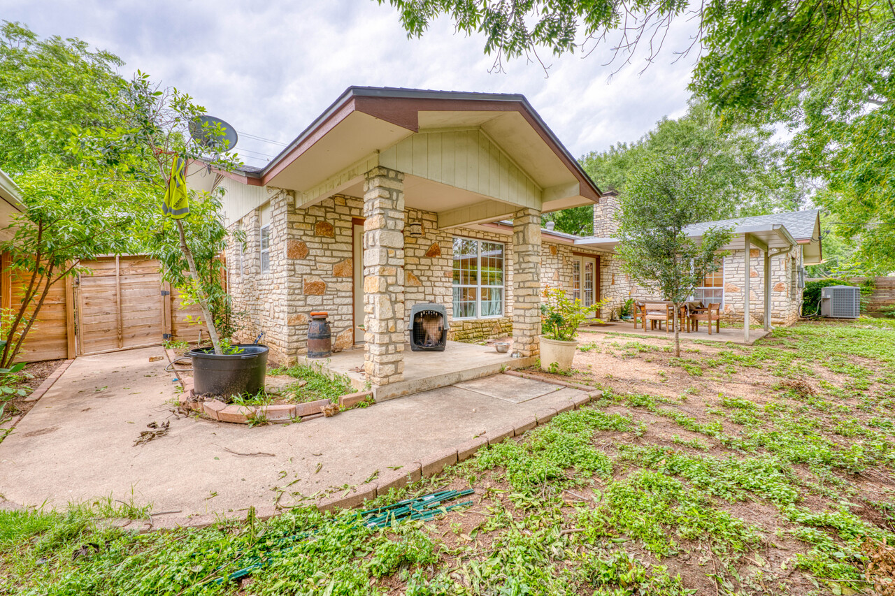 main property photo 24